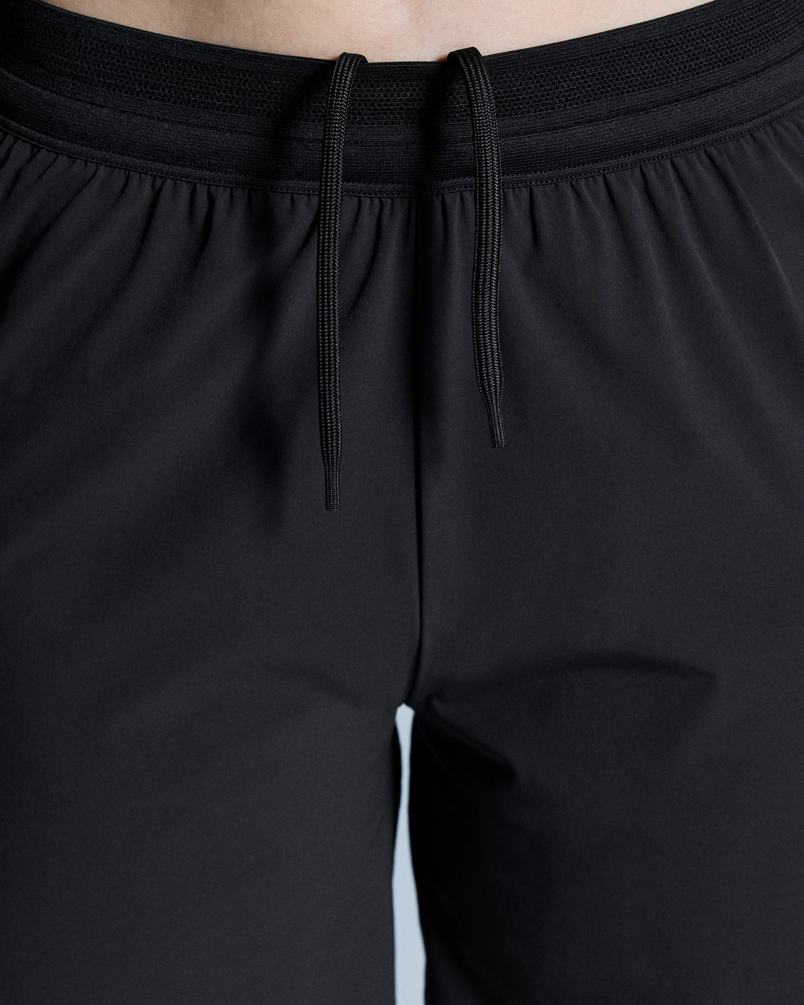On 5" Performance Shorts Black Women Shorts