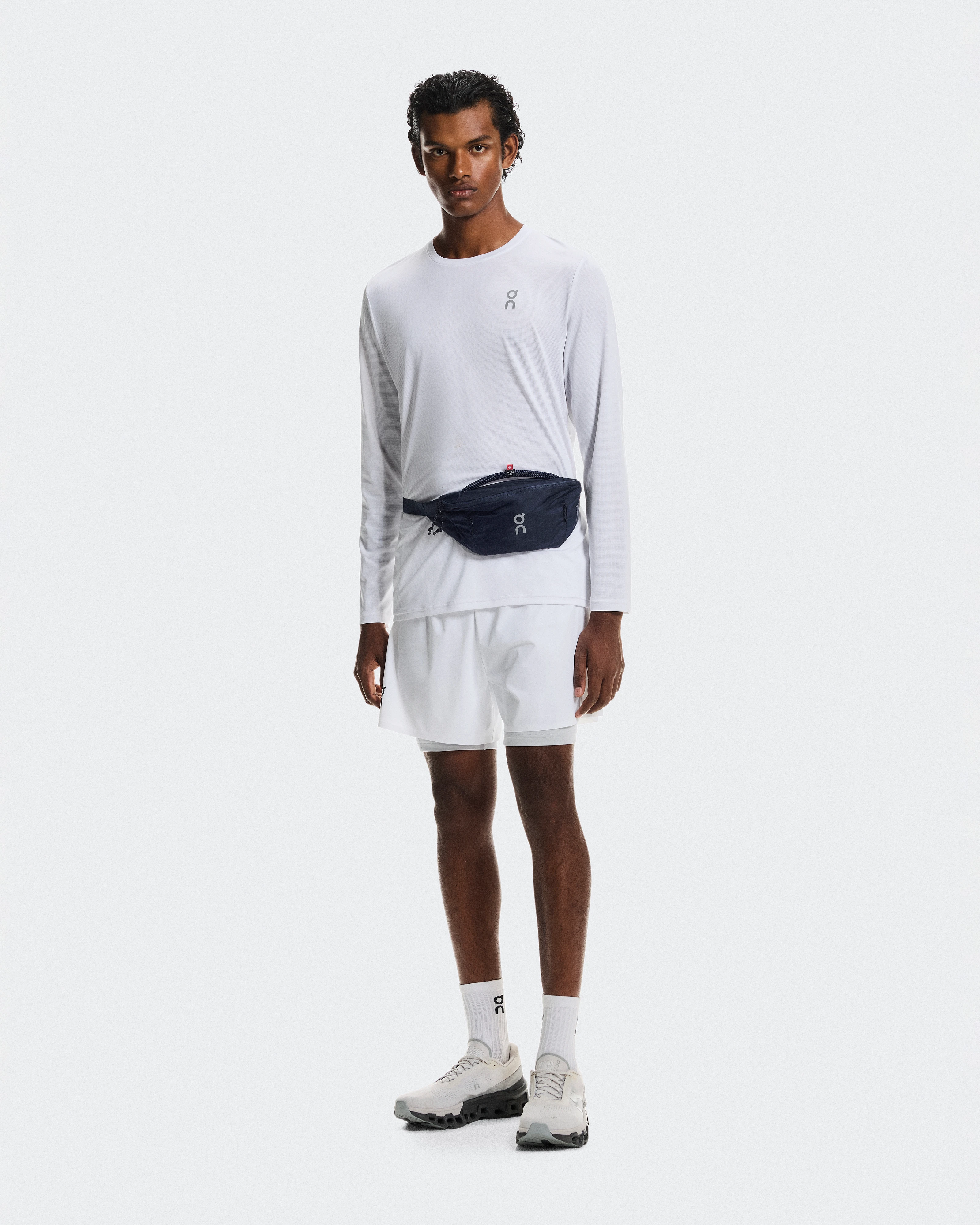 On Waist Pack 2L Lite Navy Unisex Bags