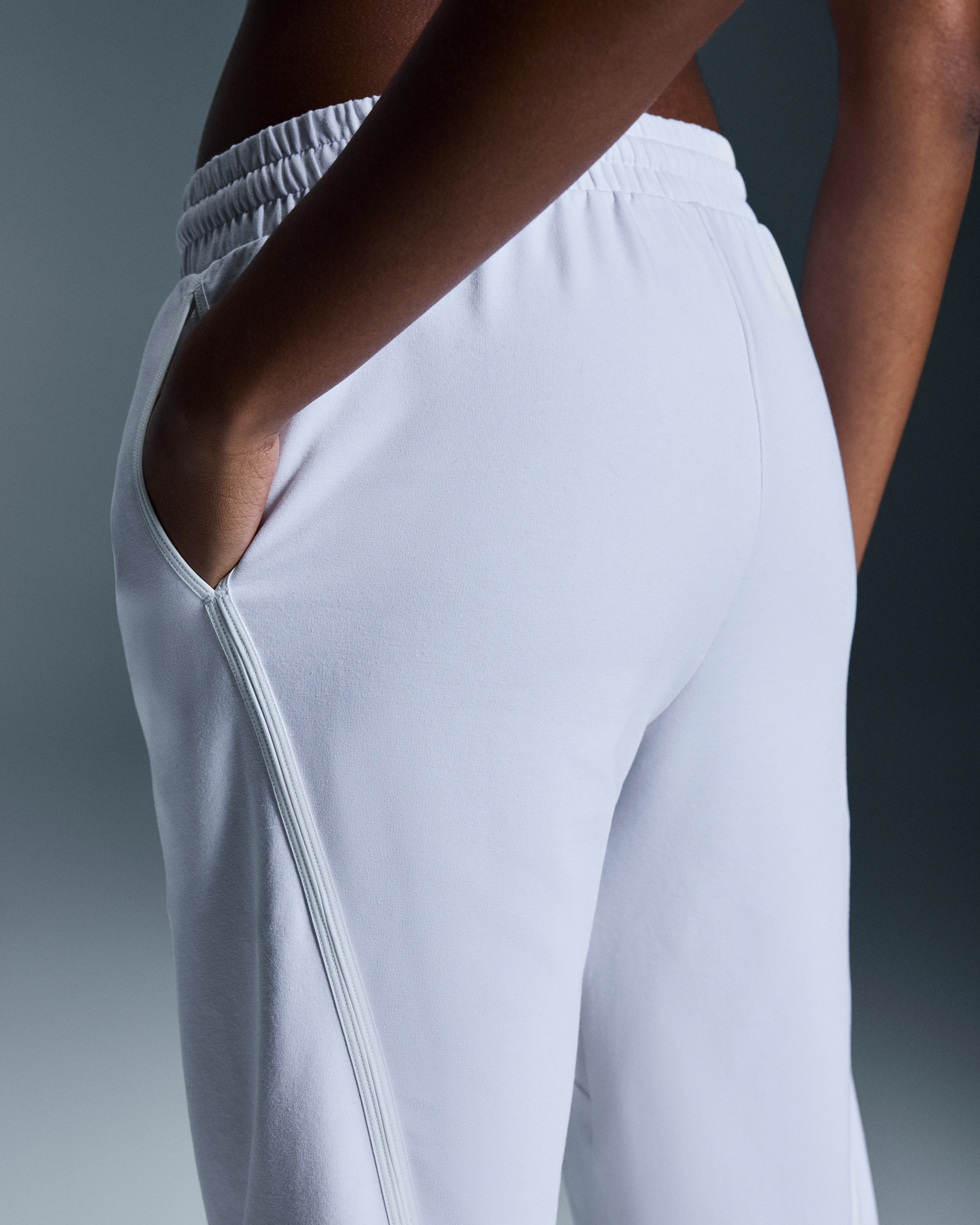 On Studio Joggers White Women Pants