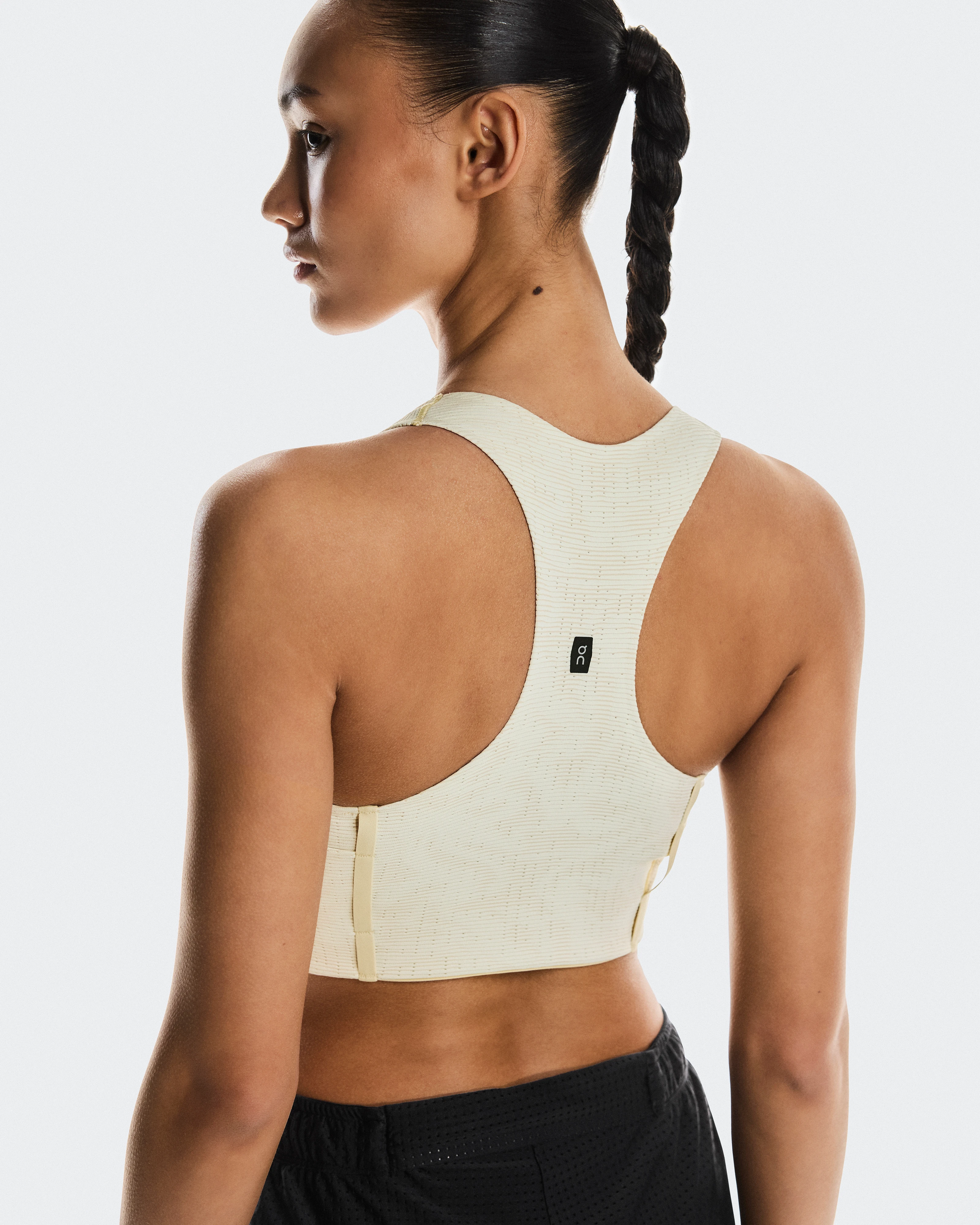 On Pace Pocket Bra Taupe Women Bras