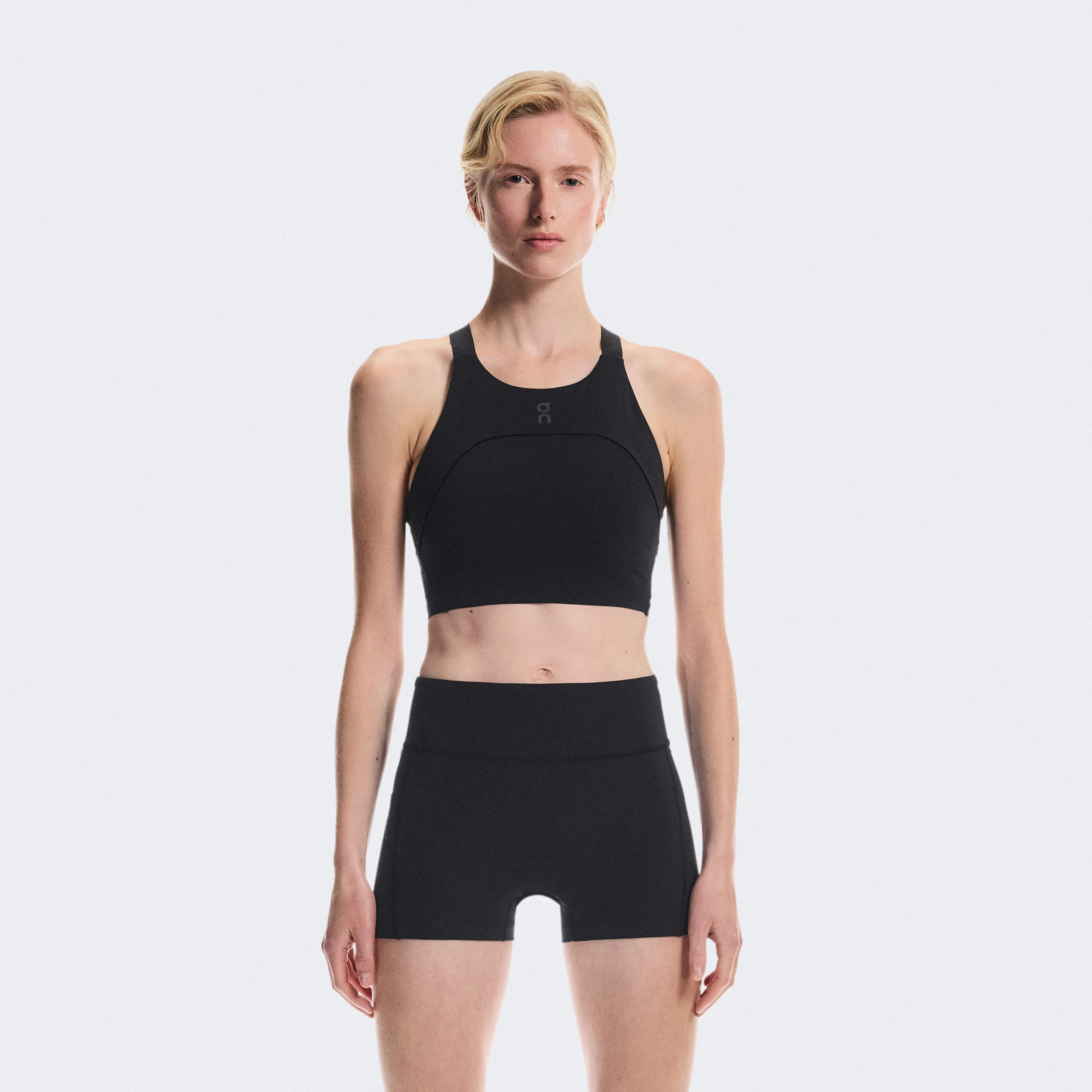On Performance Crop Black Women – Running, training Tops and t-shirts