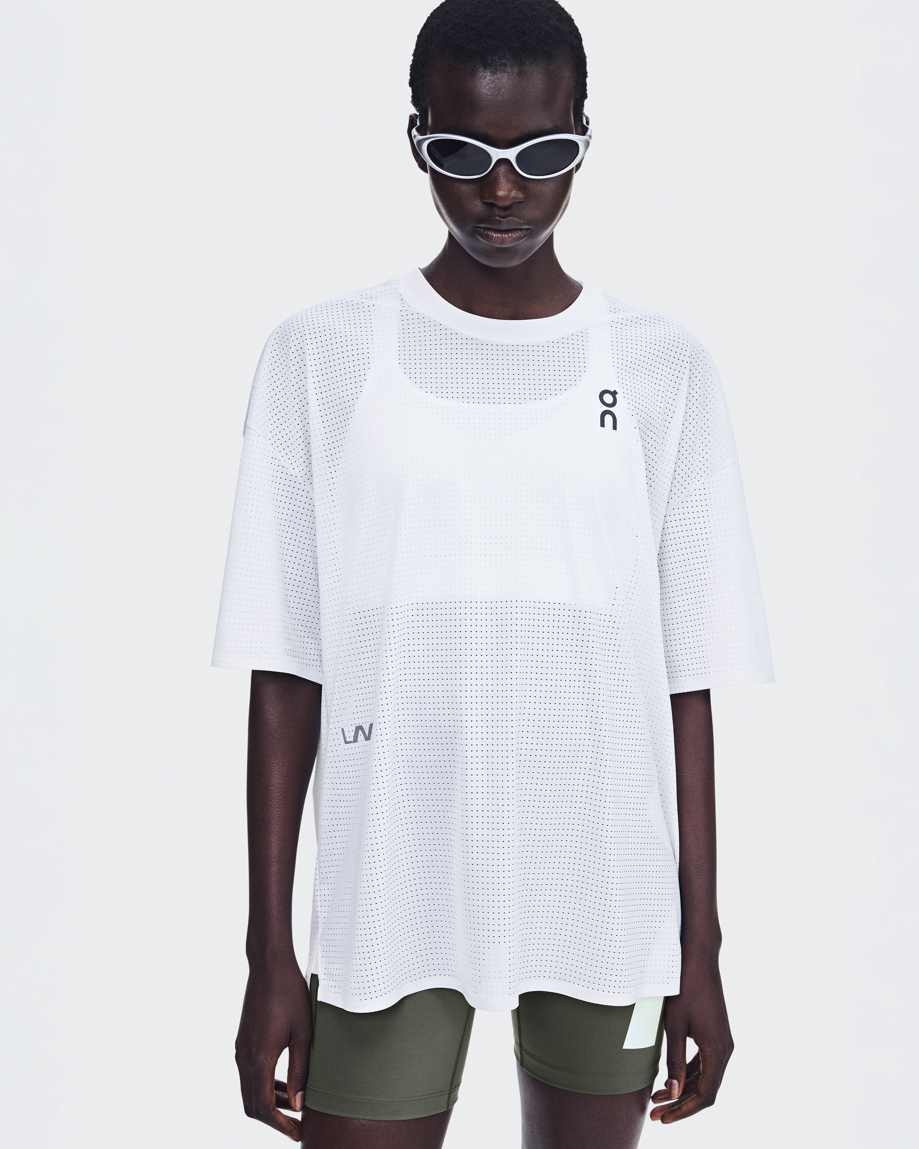 Oversize Run-T LN1 Short-Sleeve Shirt in White