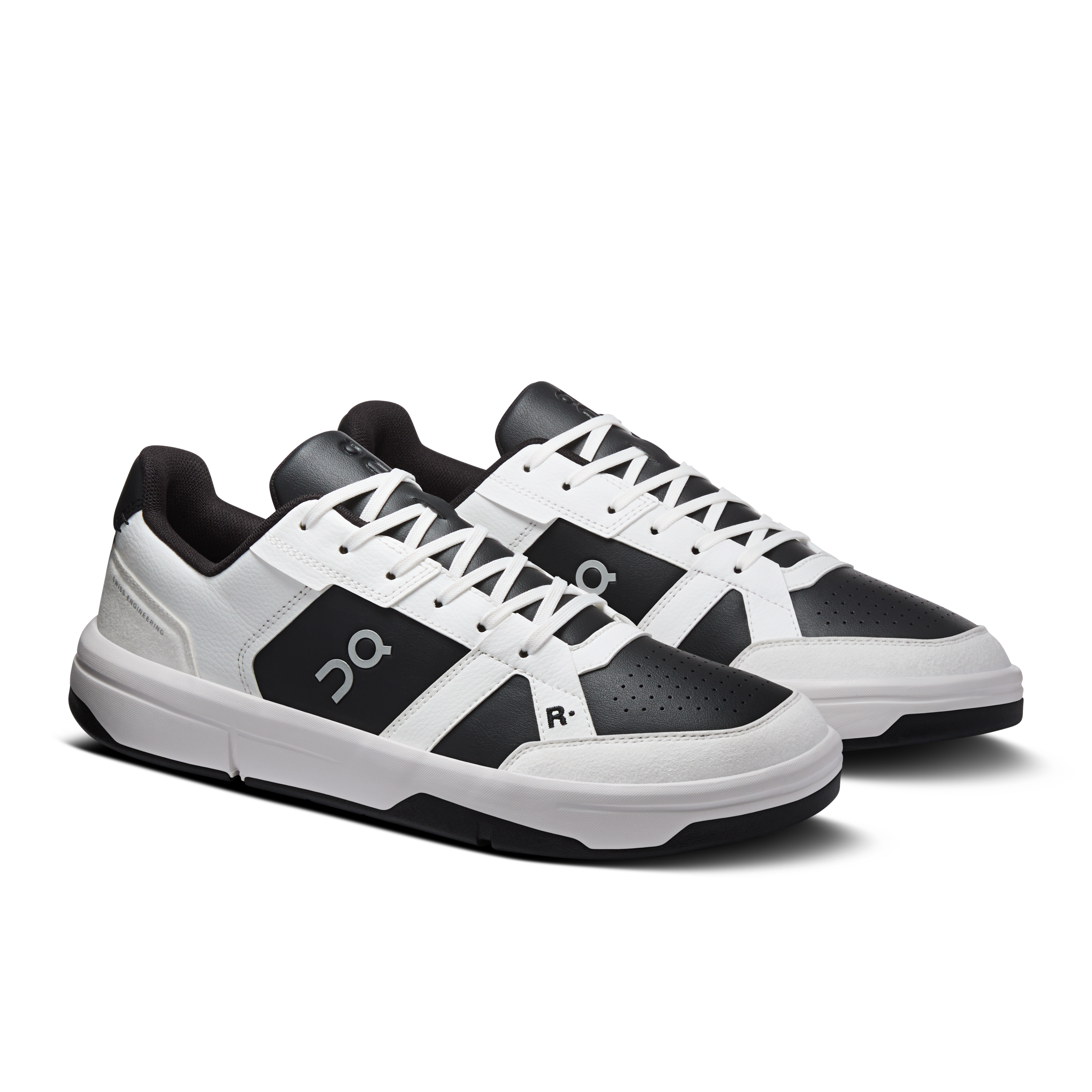 On THE ROGER Clubhouse White & Onyx Men Tennis Shoes