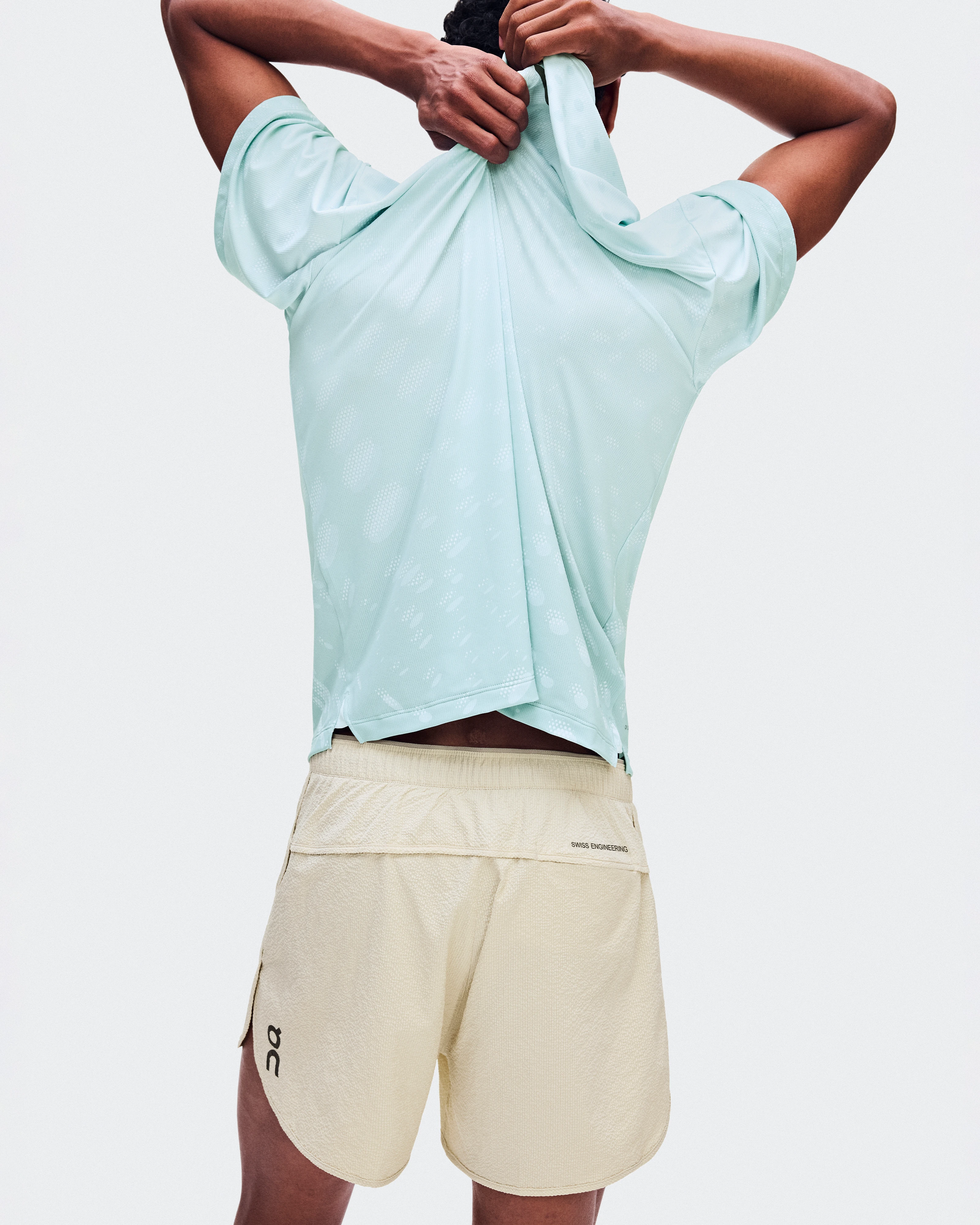 On Performance Volt Shorts Hare Men Shorts