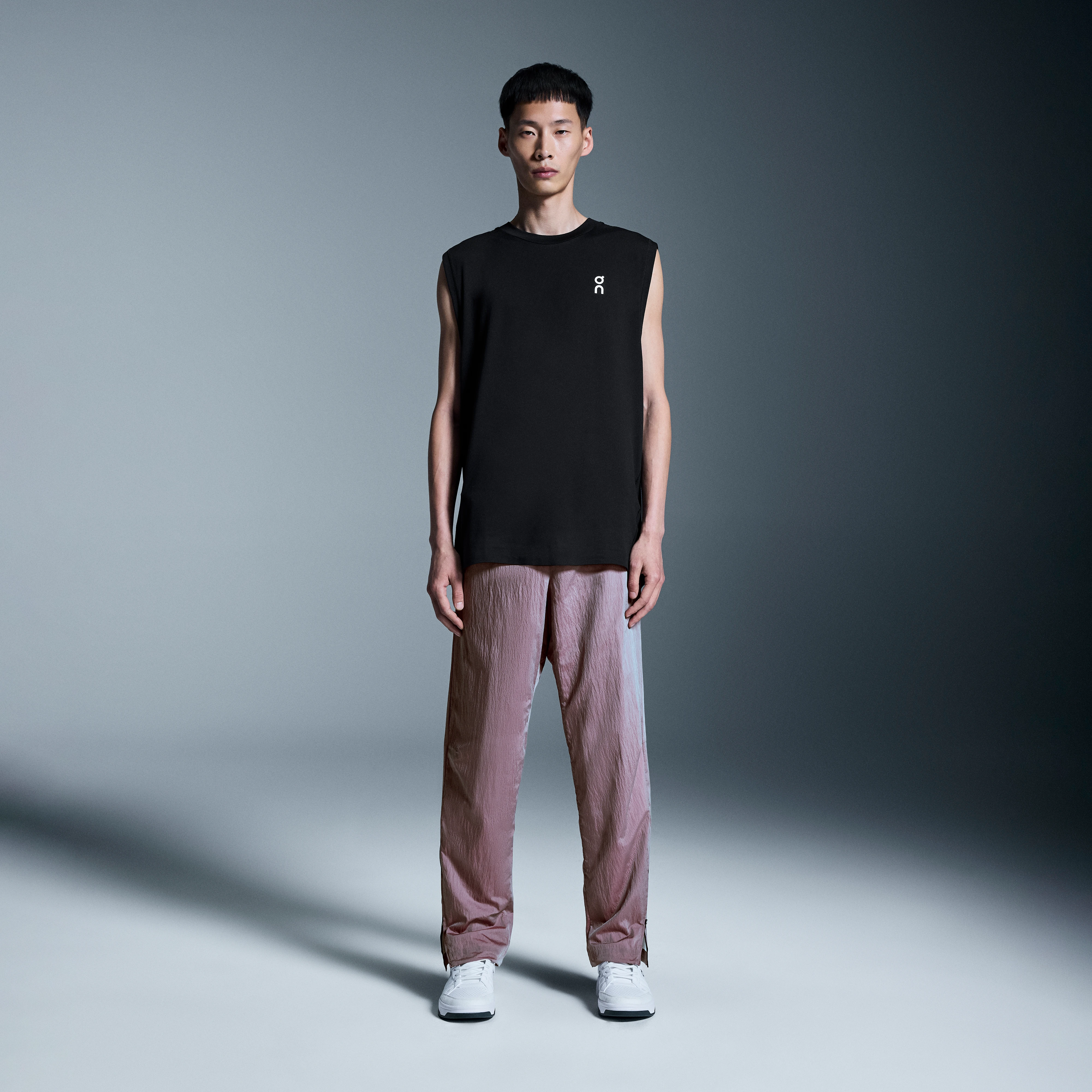 On Court Pants Pink Men – Performance tennis, lightweight, iridescent fabric Pants