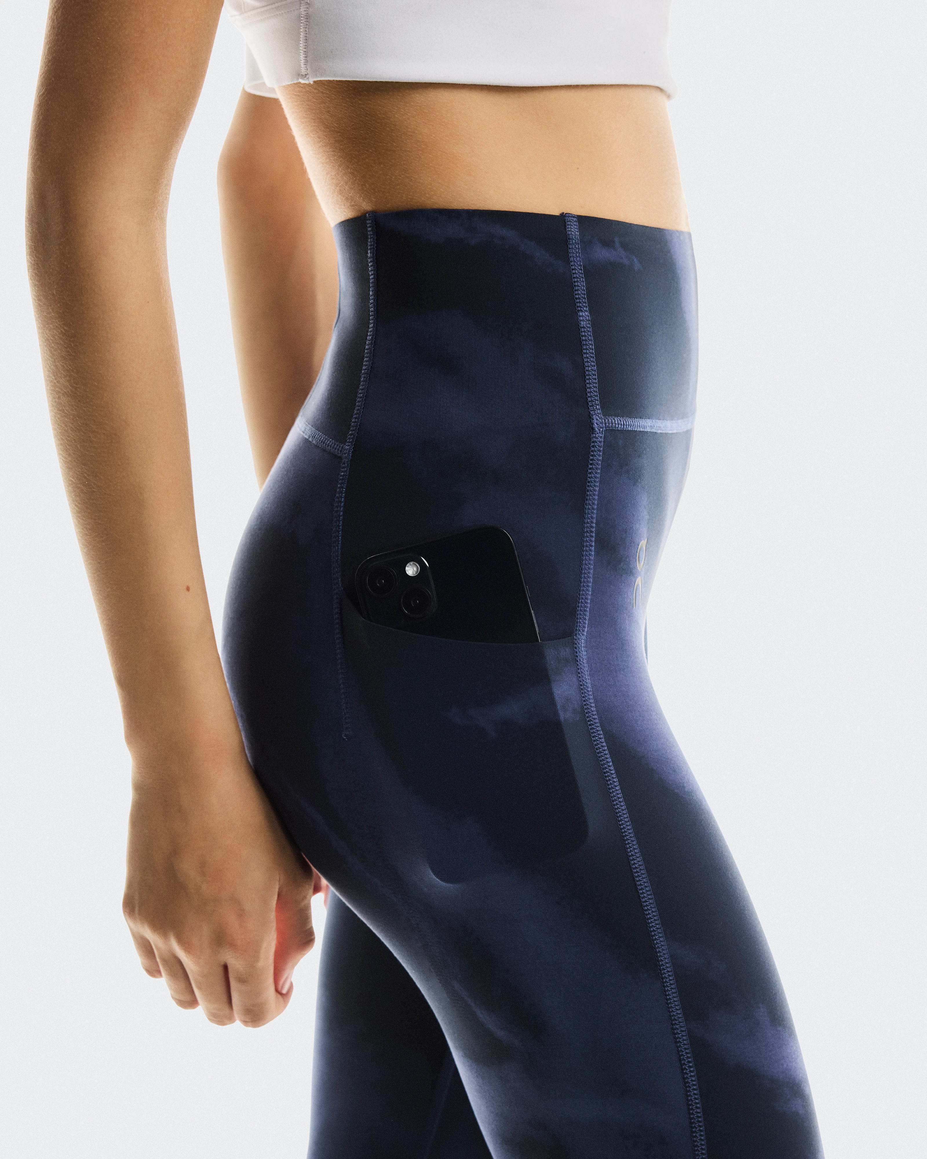 On Studio Tights Acai & Navy Women Tights
