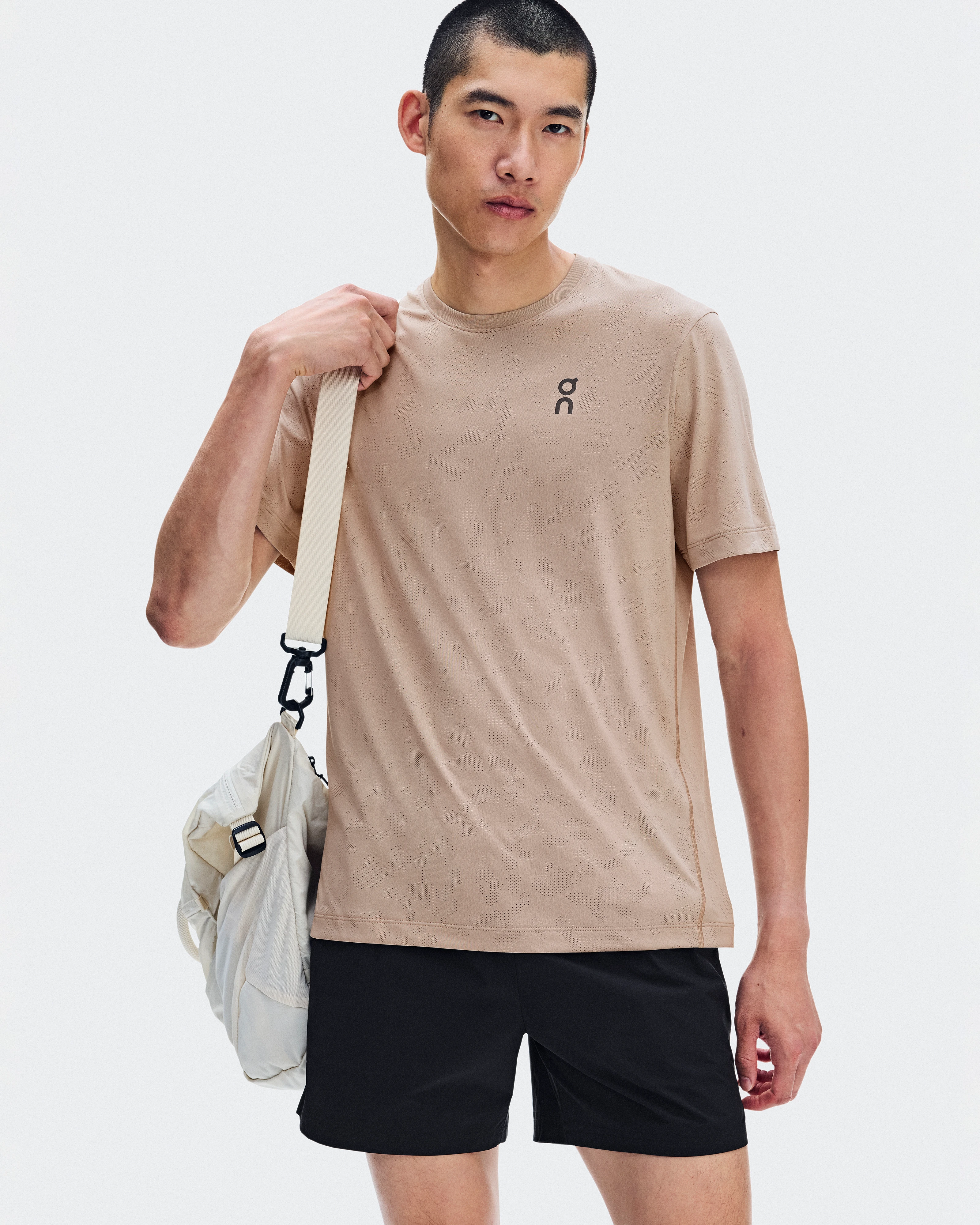 On Core-T Grid Desert Men Tops and t-shirts