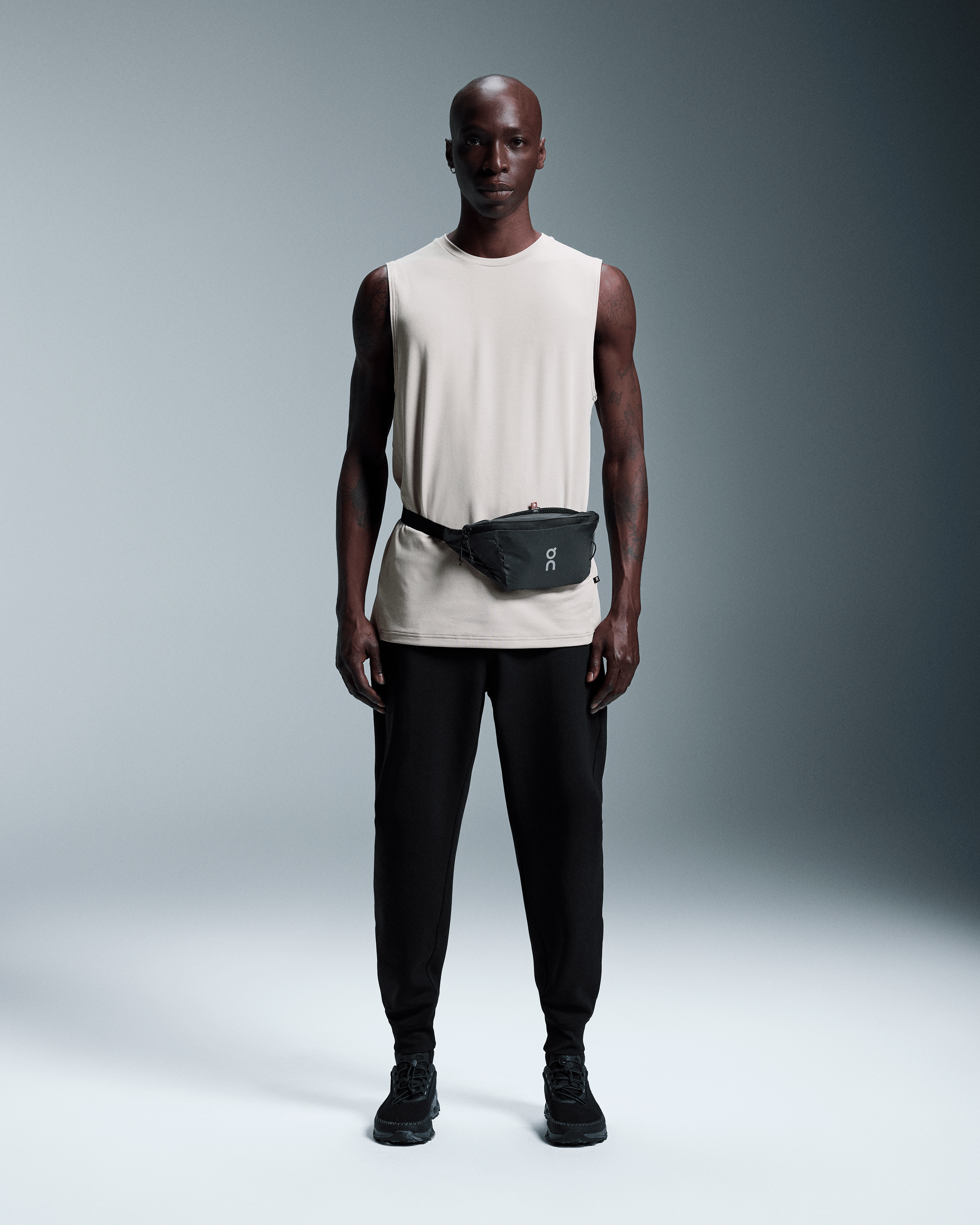 On Waist Pack 2L Lite Magnet Unisex Bags