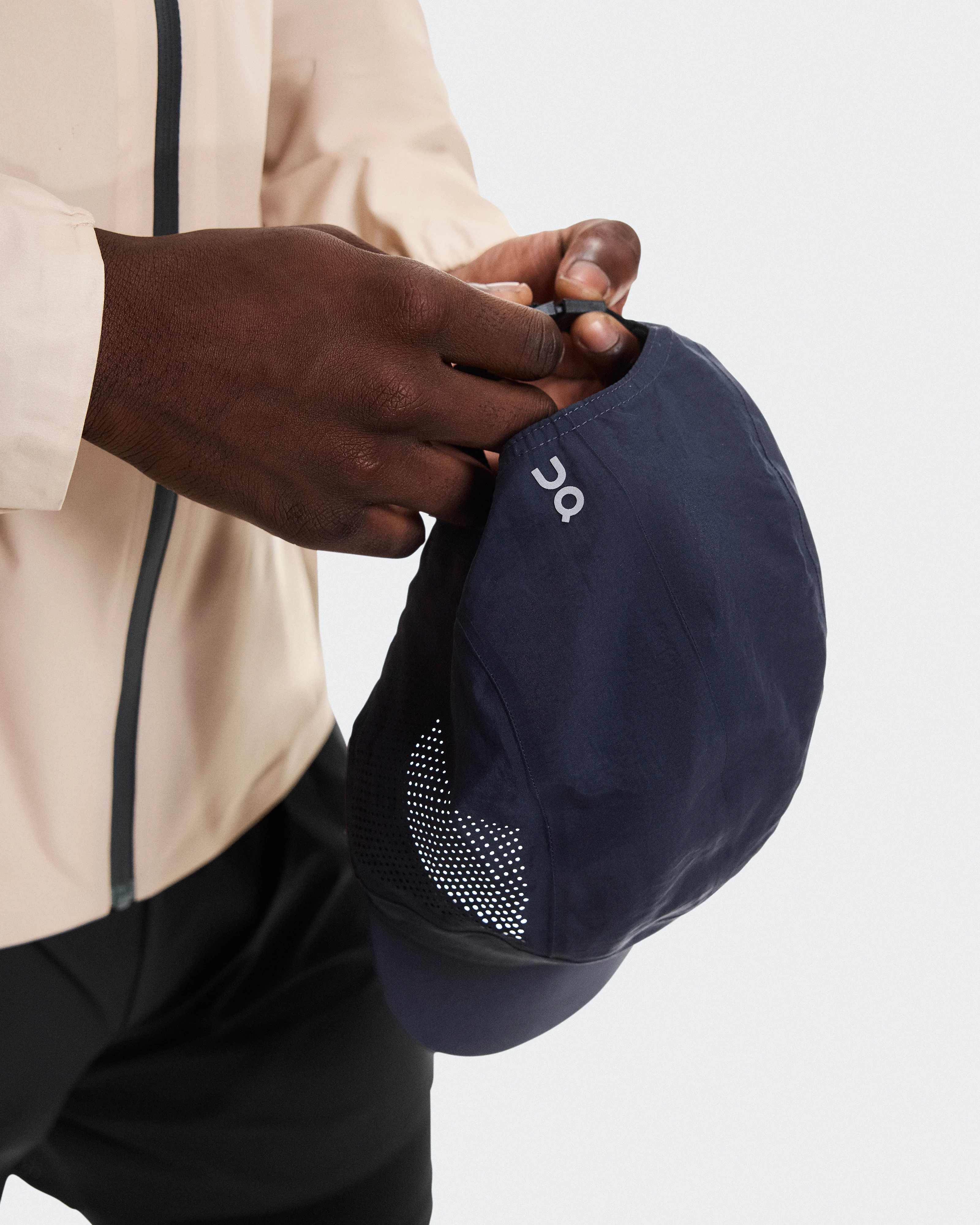 On Performance Cap Navy Unisex Headwear