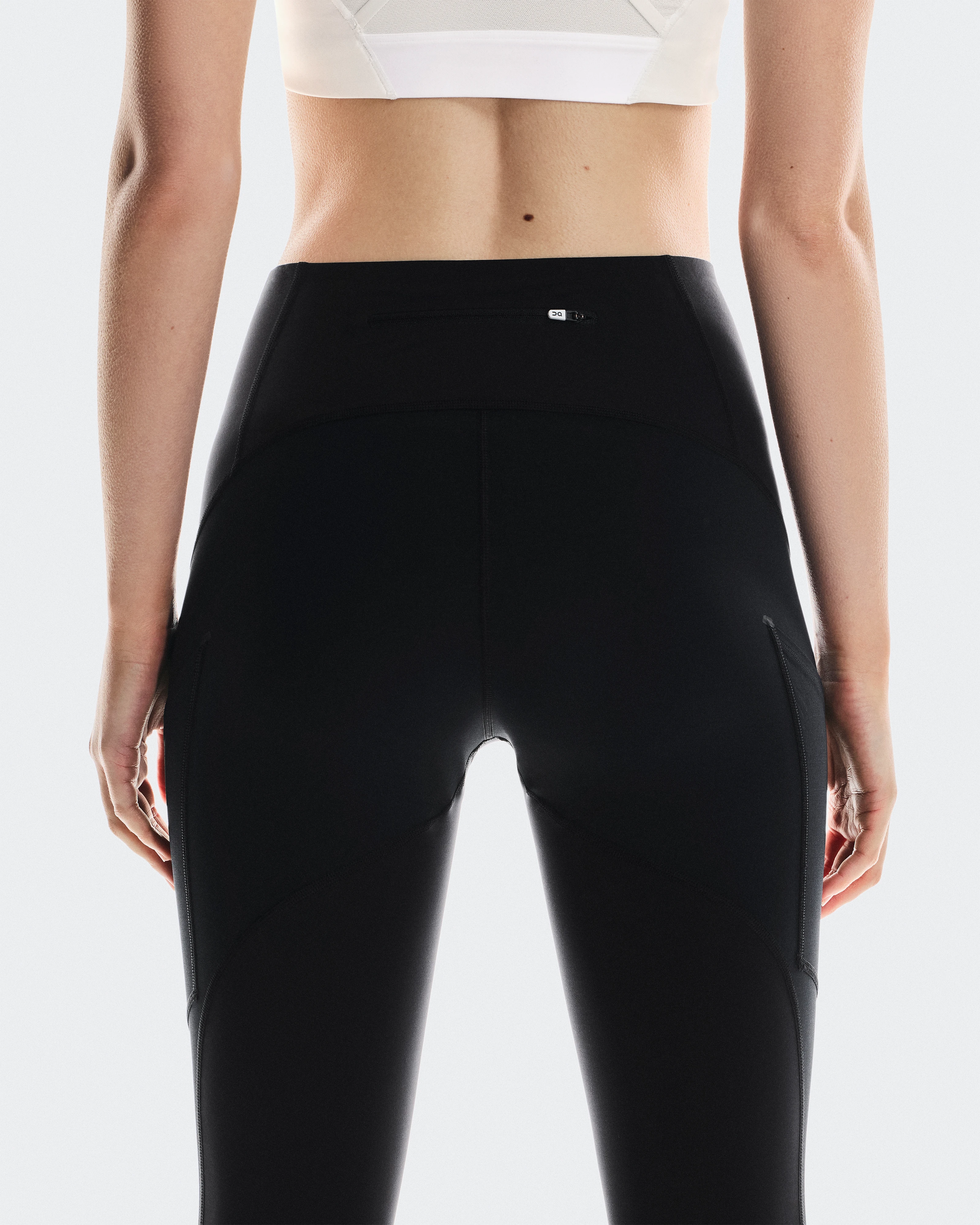 On Trek Tight Black Women Tights