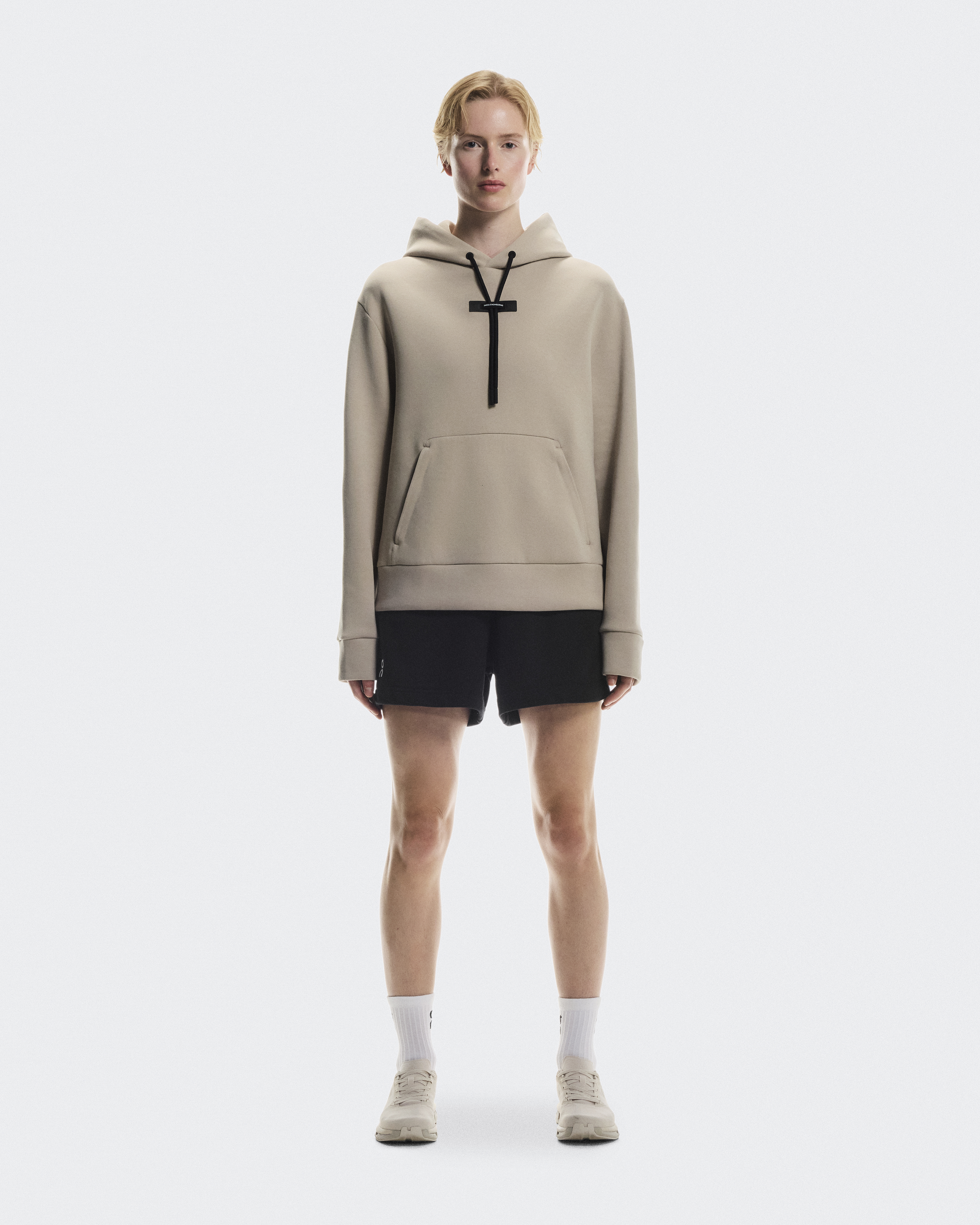 Focus Tech Hoodie in Desert