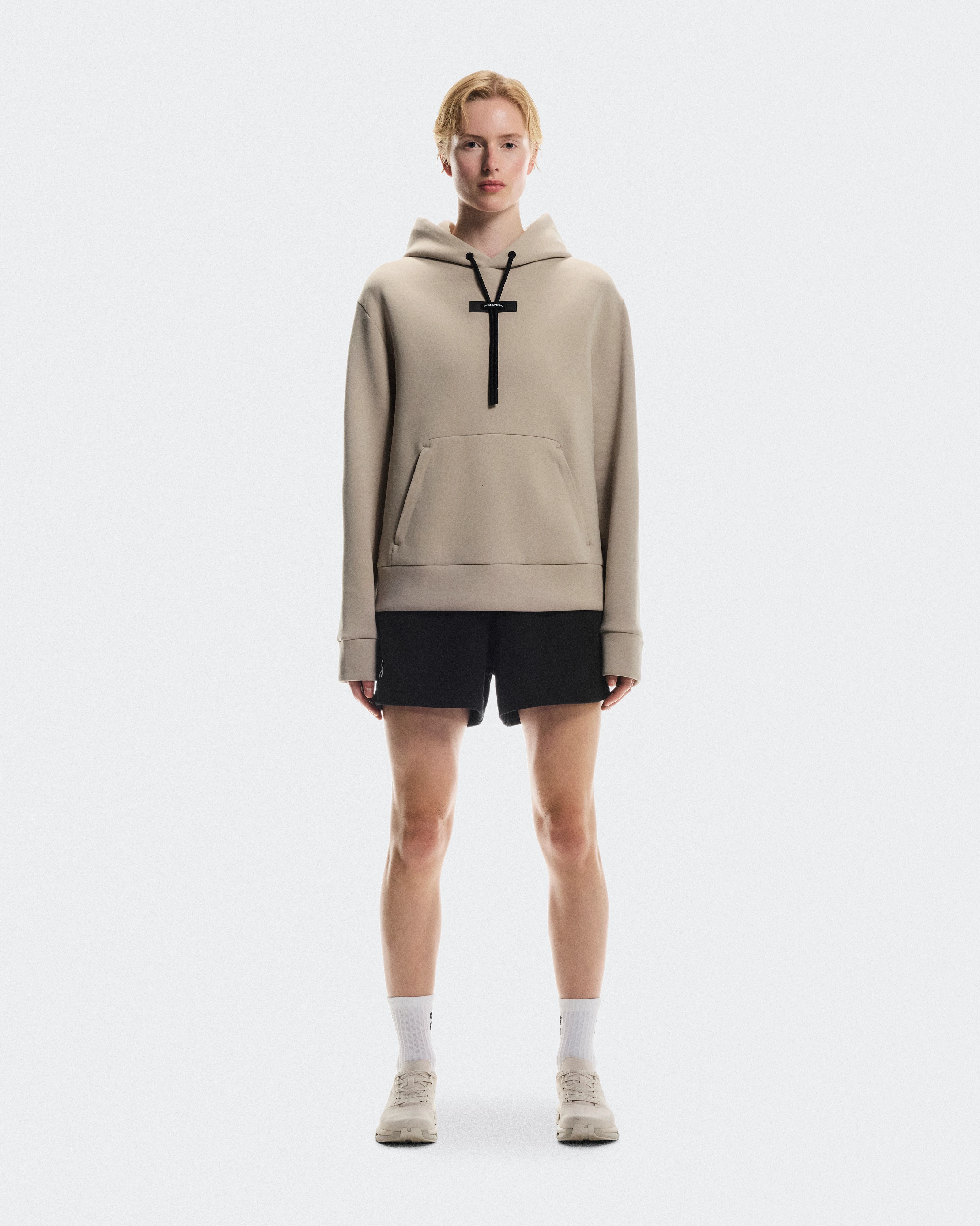 On Focus Tech Hoodie Desert Women Hoodies and sweatshirts