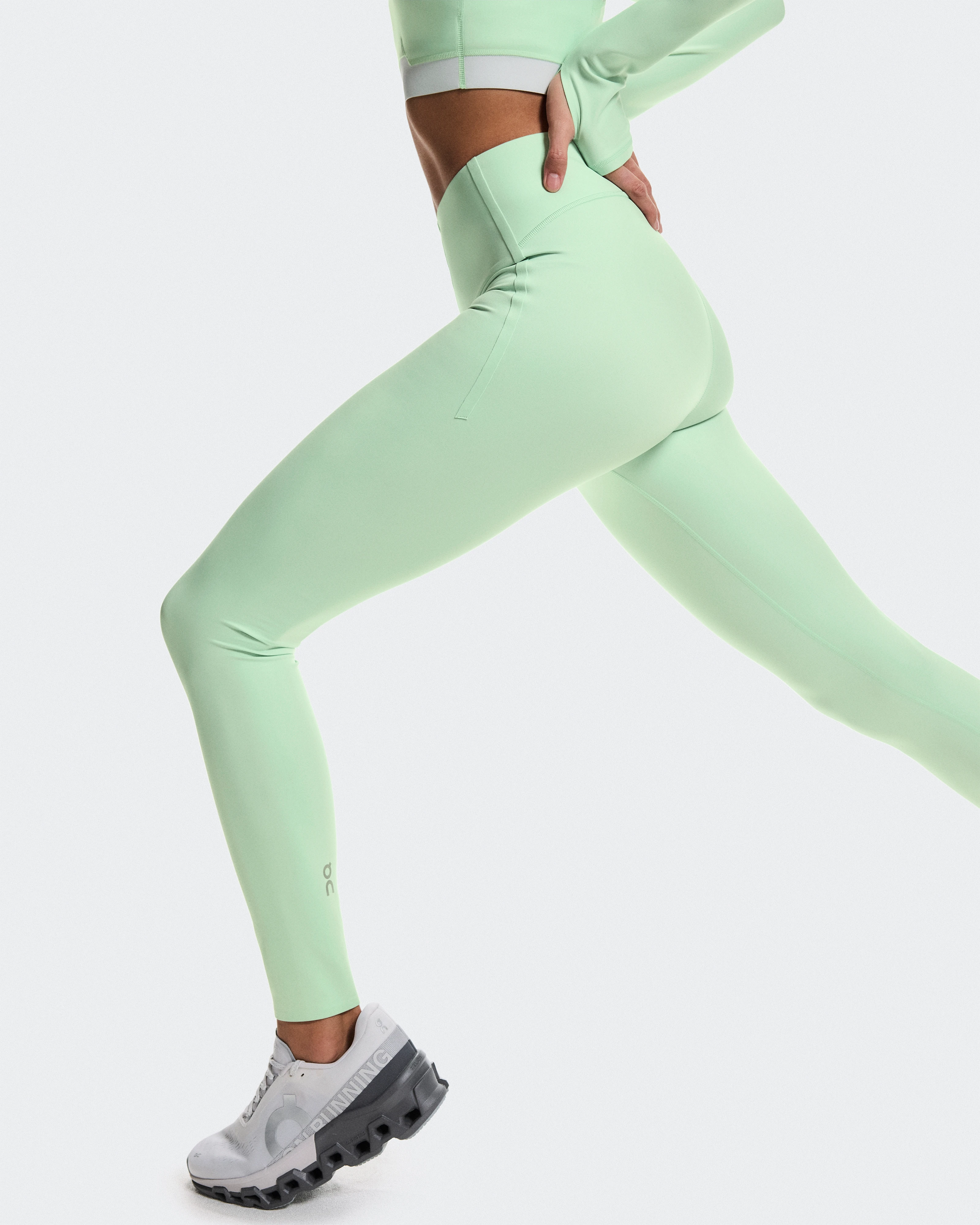 On Train Tights Creek Women Tights