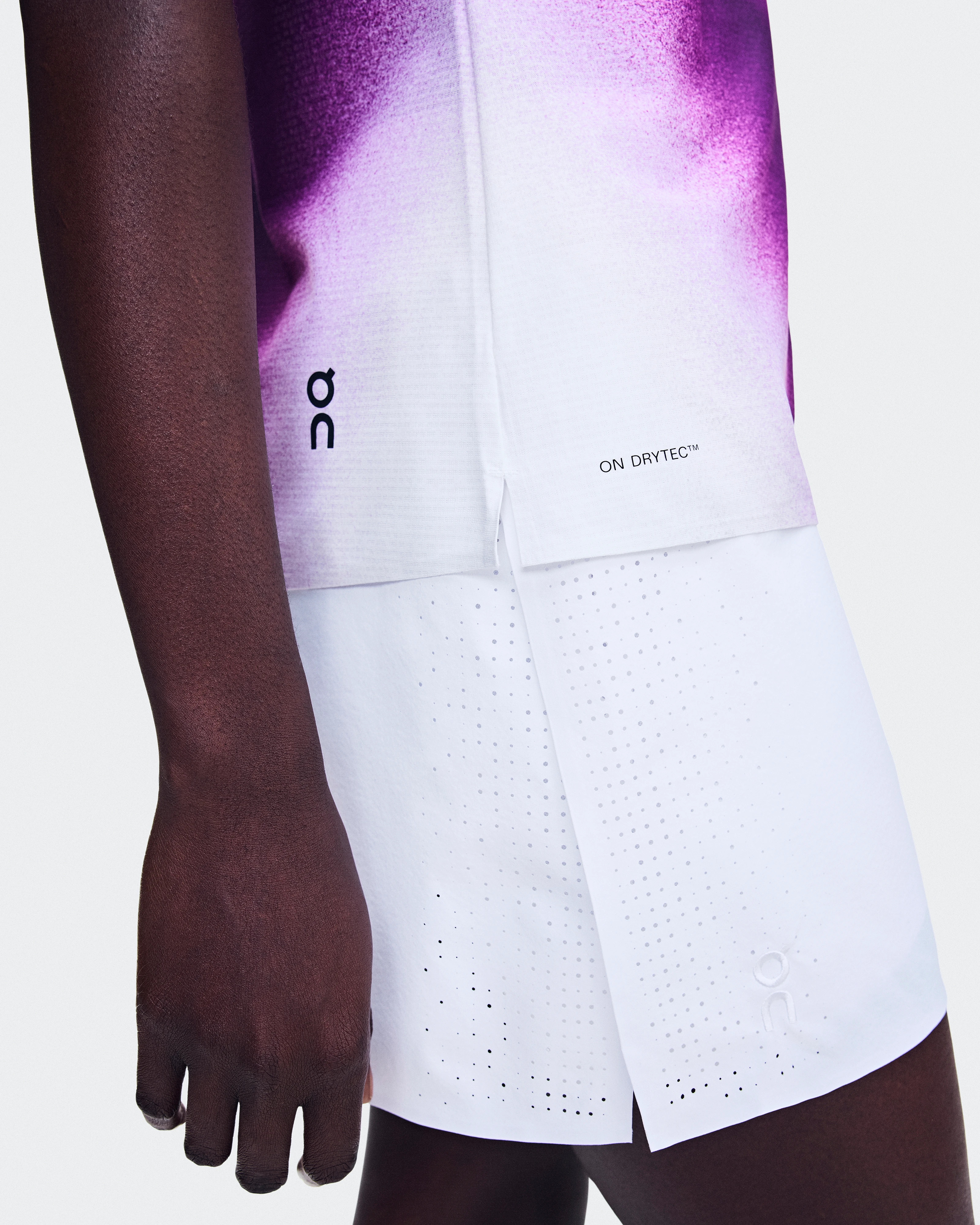 On Court Tank Swing White & Cassis Women Tops and t-shirts