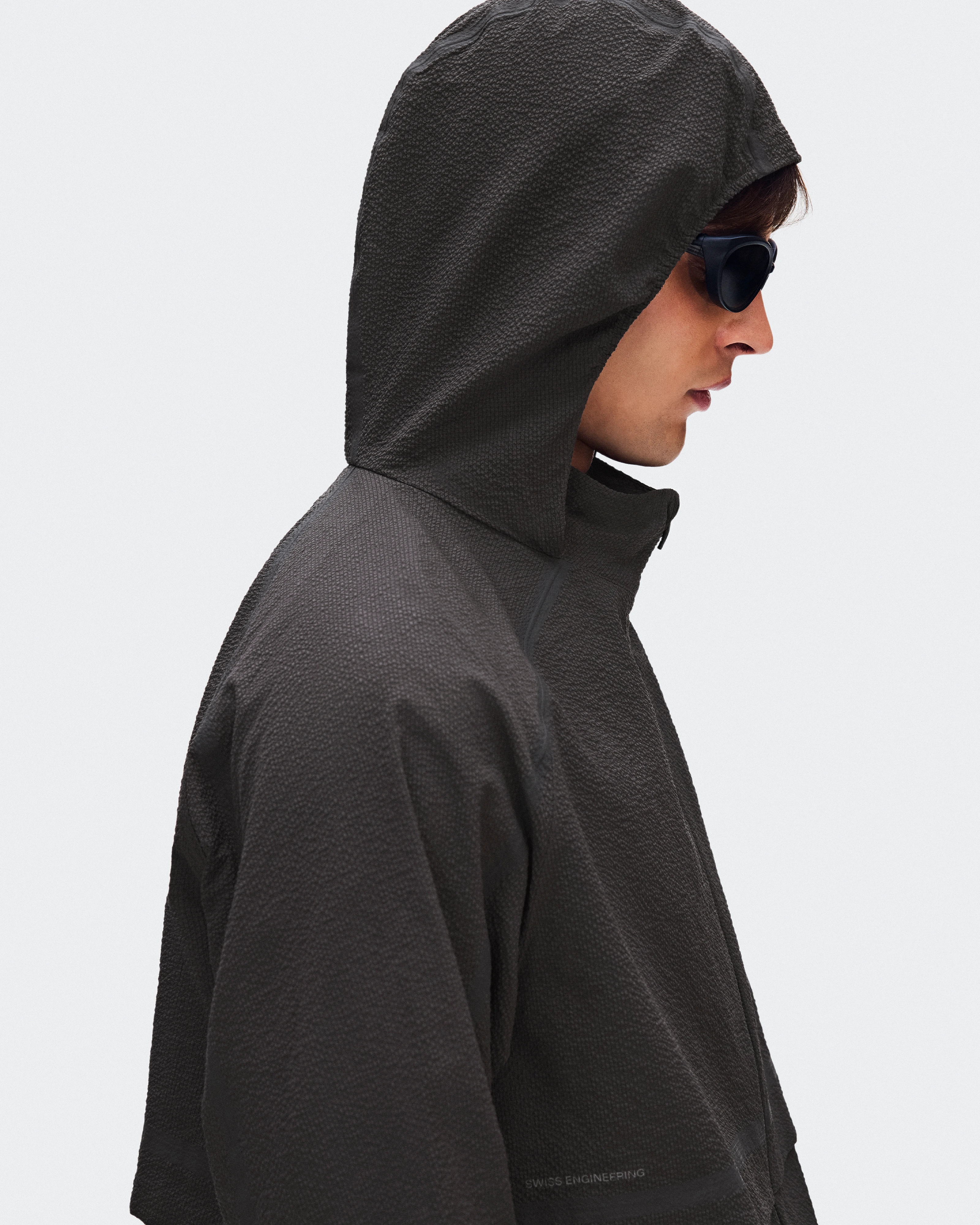 On Performance Volt Jacket Espresso Men Jackets