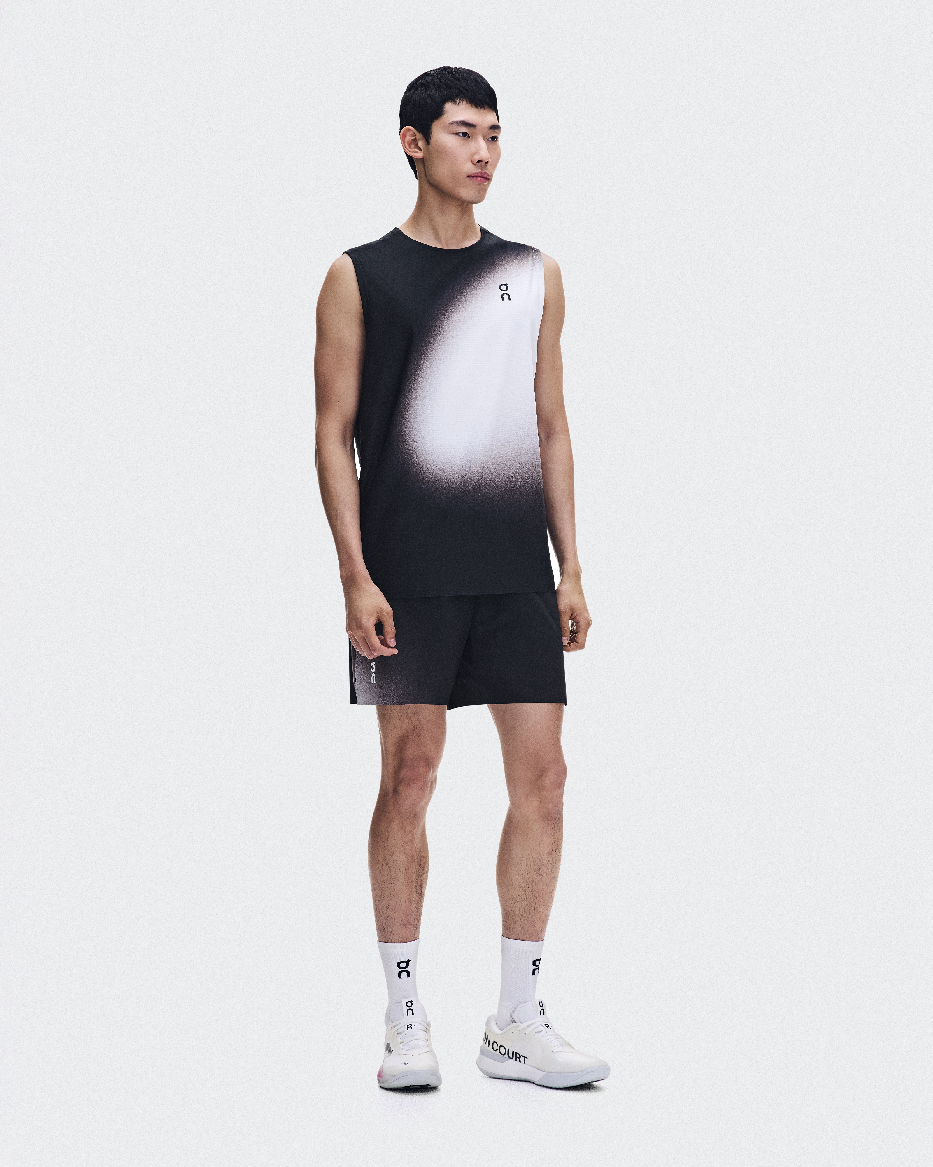 5" Court Shorts Swing in Black/Mulberry