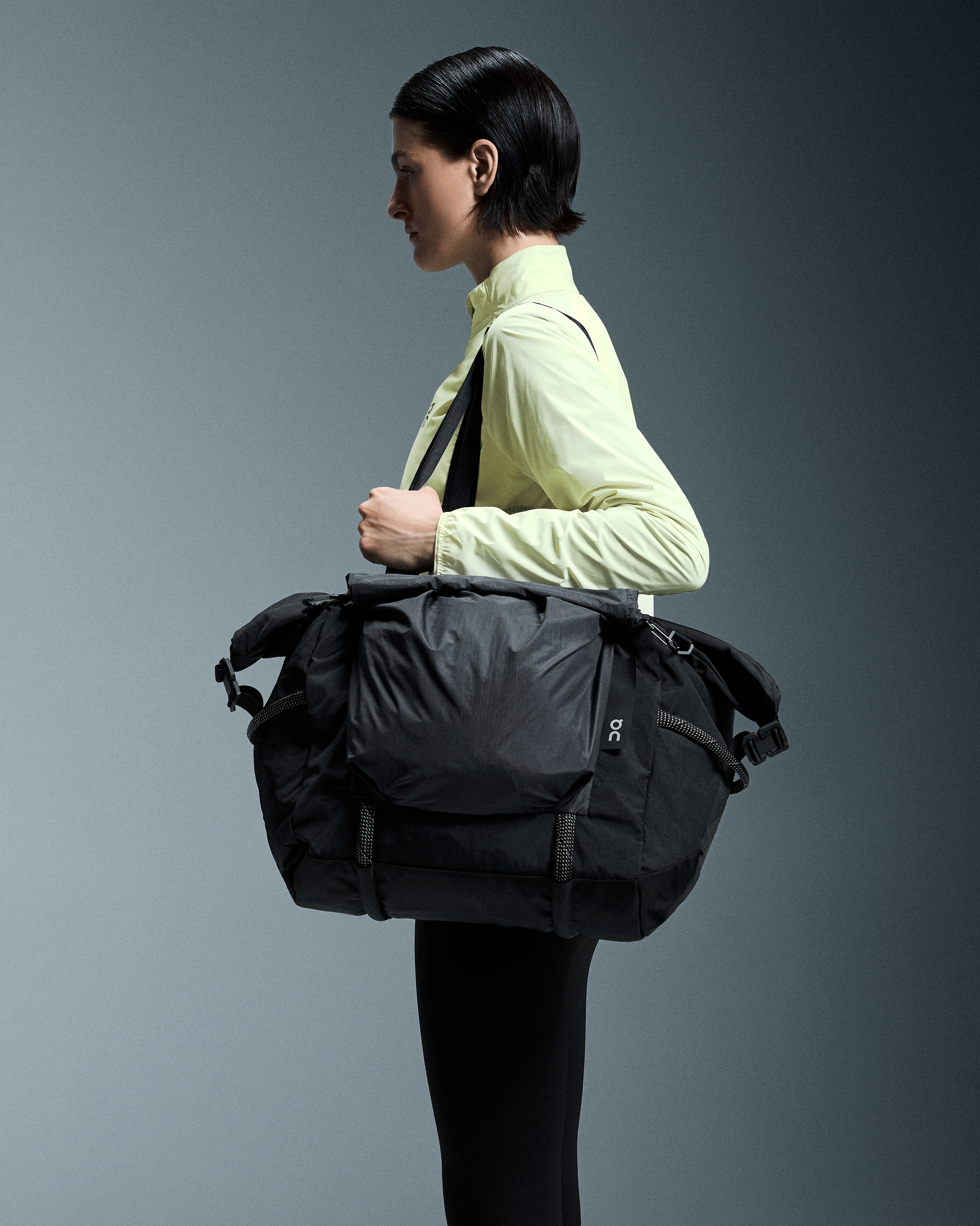On Track Pack 40L Elite Black & Magnet Unisex Bags