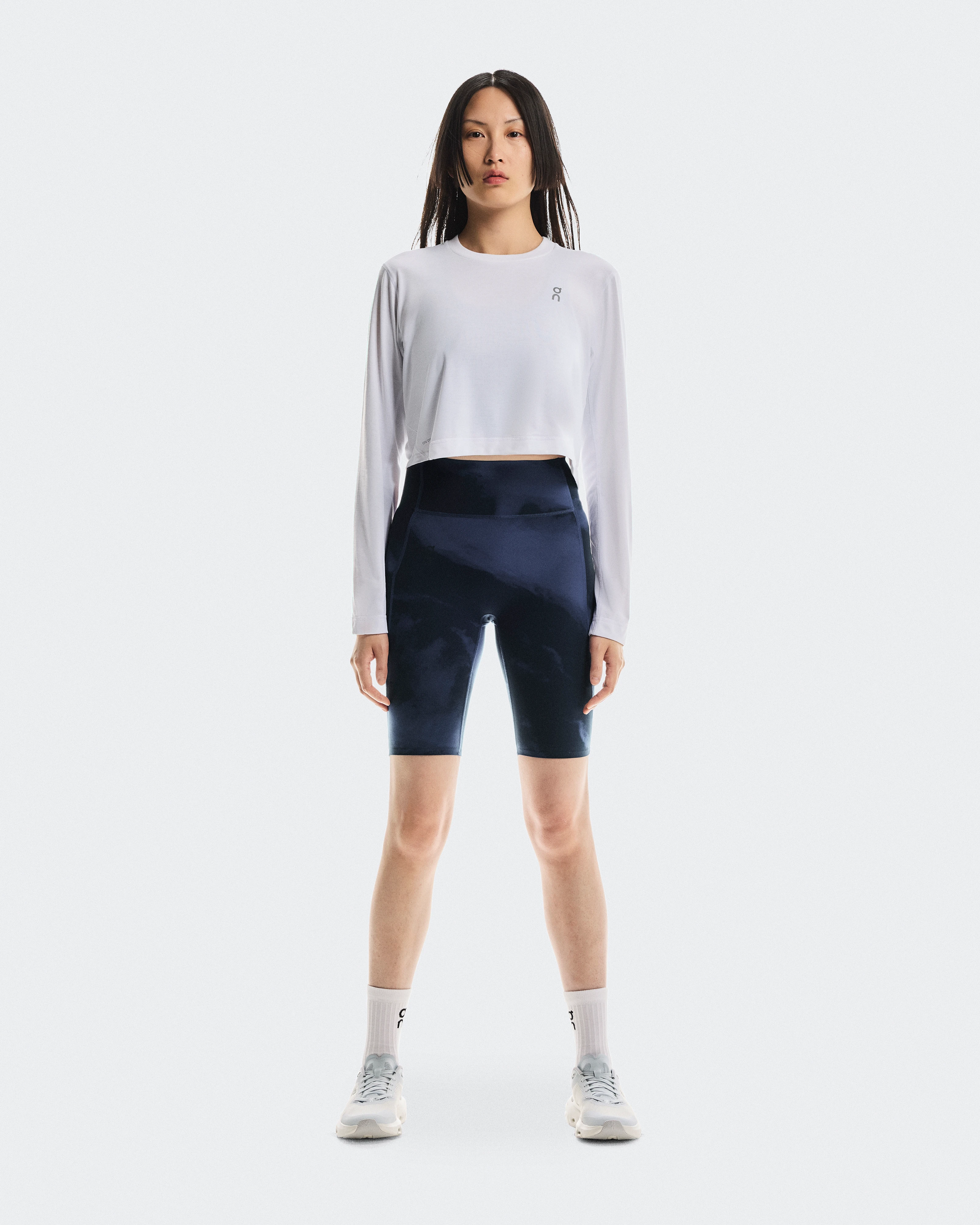 On Studio Tights Short Acai & Navy Women Tights