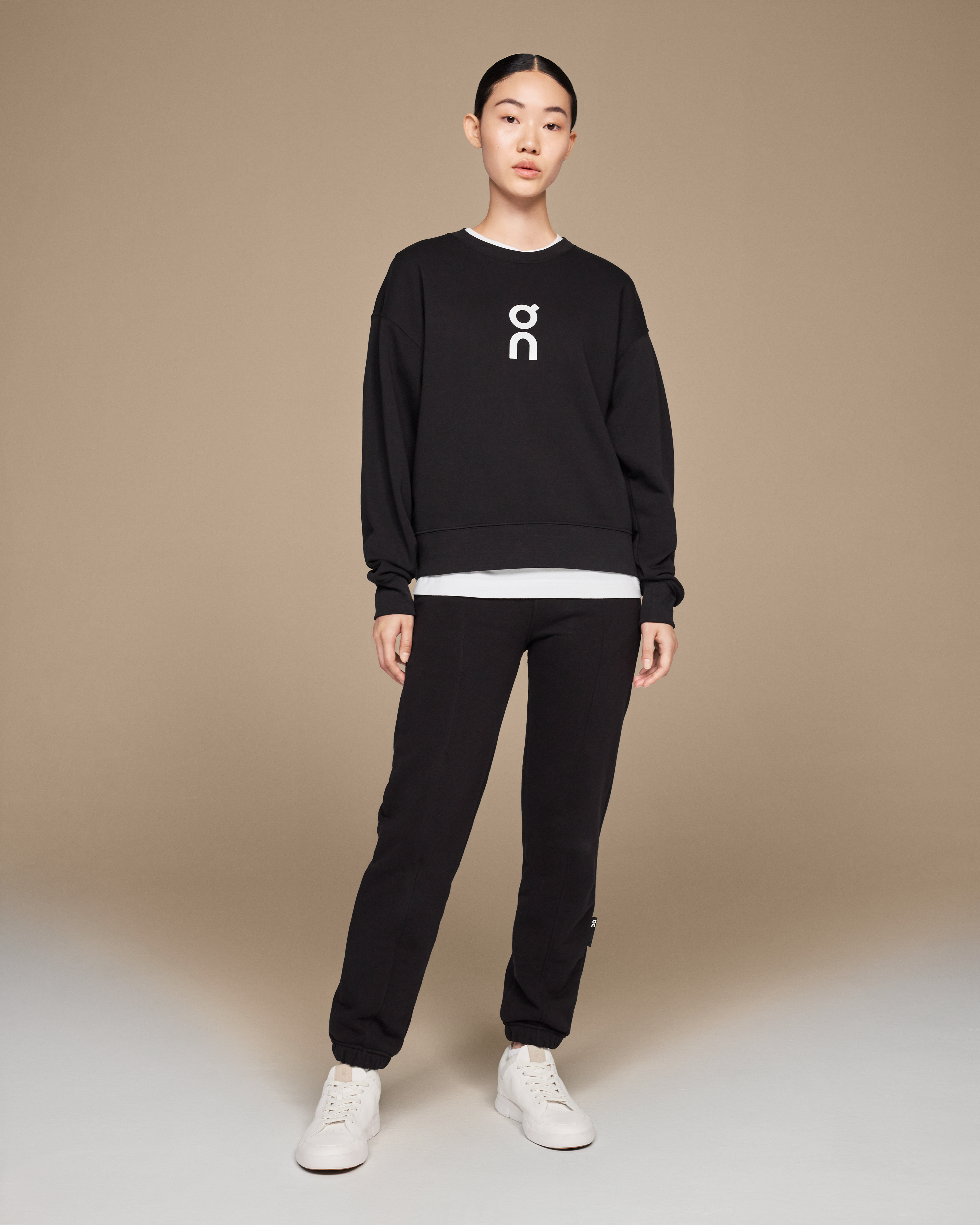 Club Crew Sweater in Black