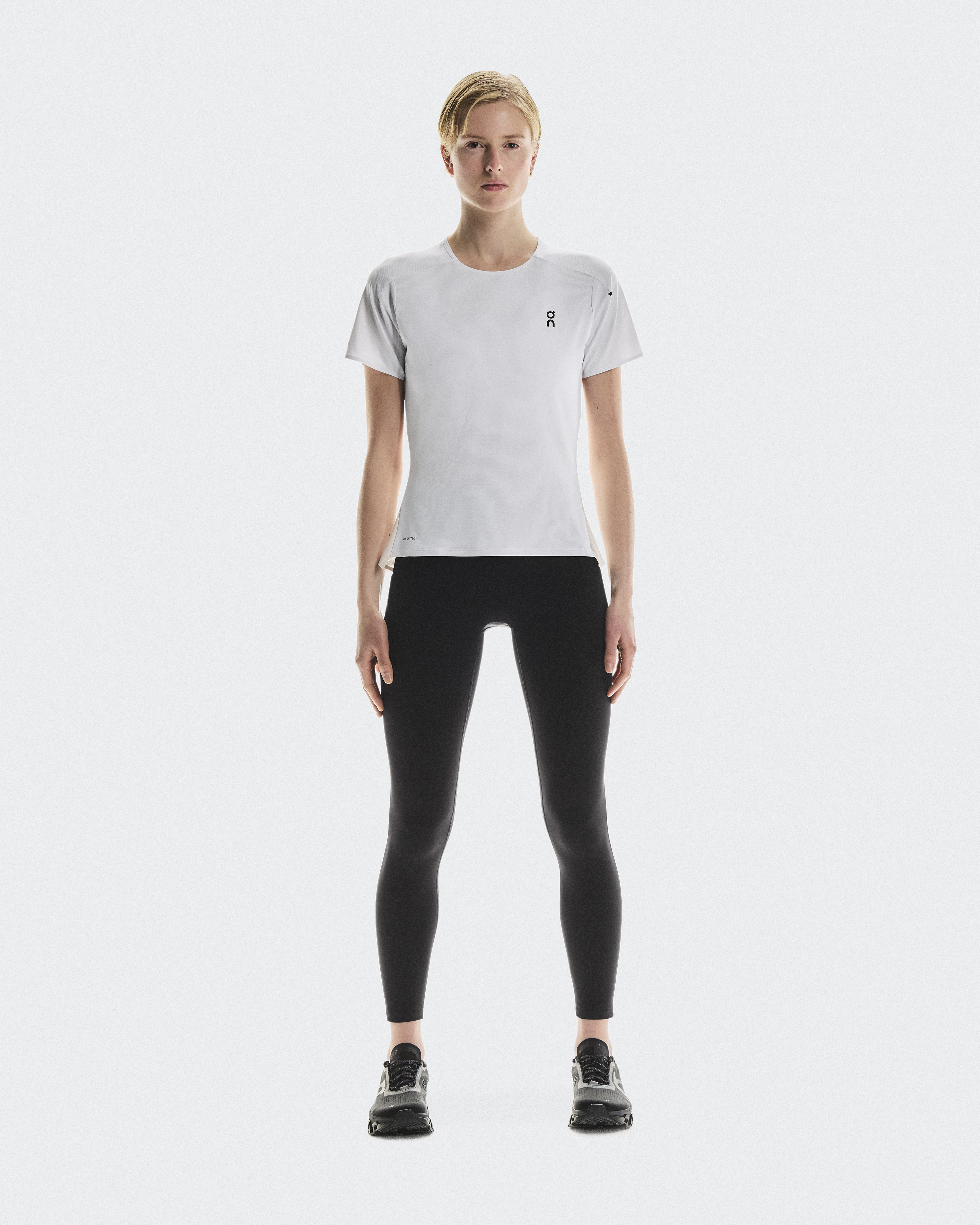 Performance-T Short-Sleeve Shirt in White/Silver