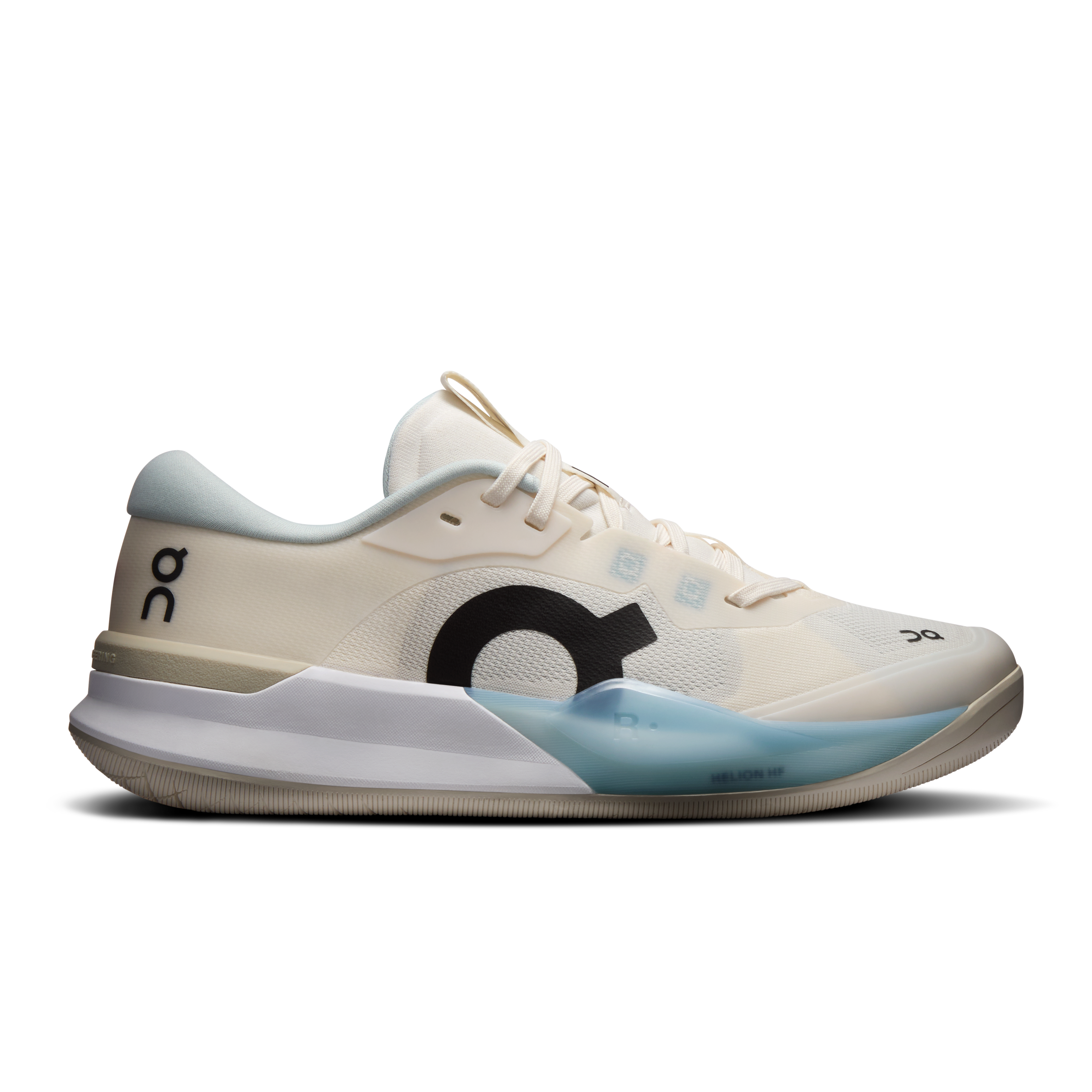 THE ROGER Pro 3 Tennis Shoe in Ivory/Wash
