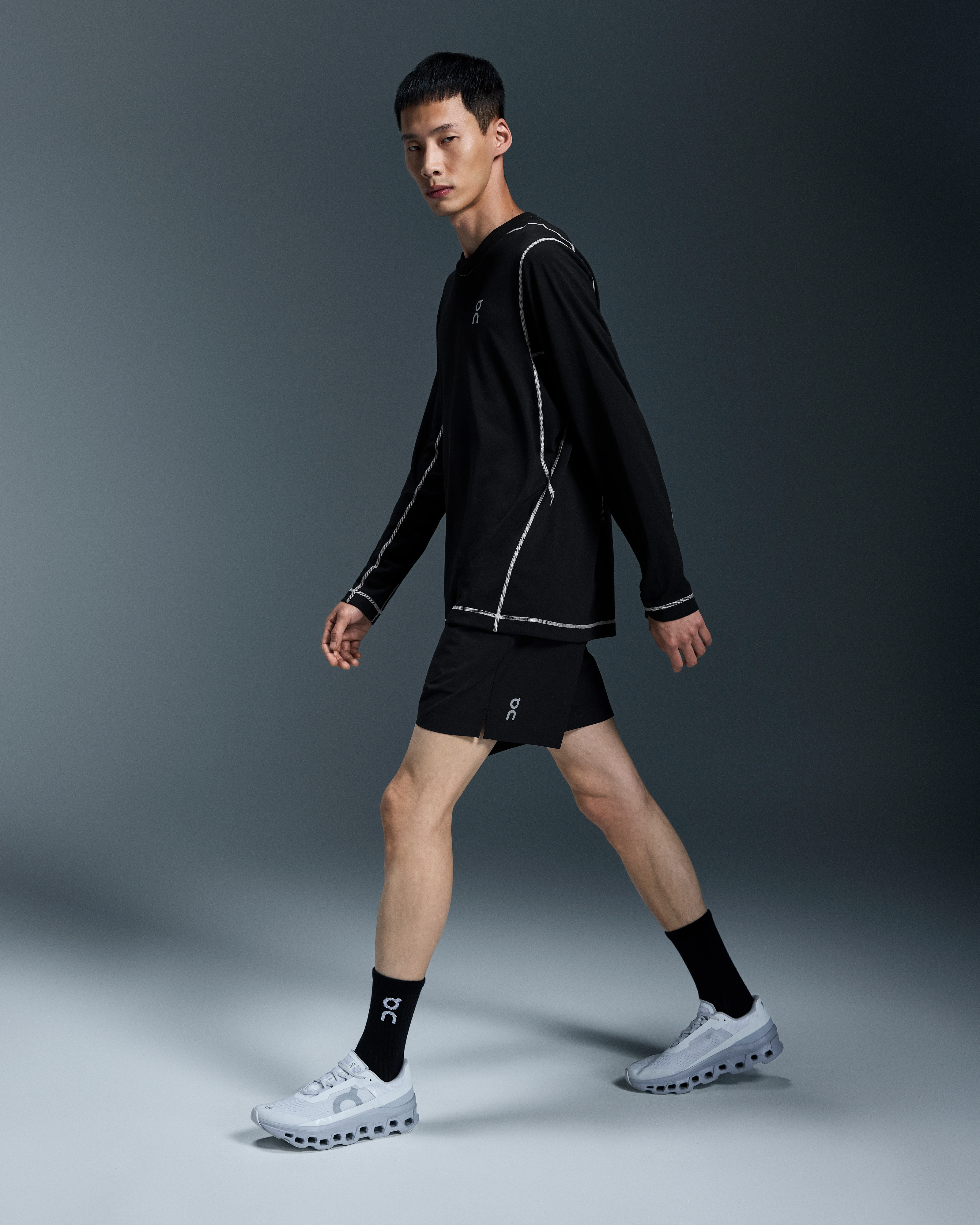 On 5" Core Shorts Black Men Shorts