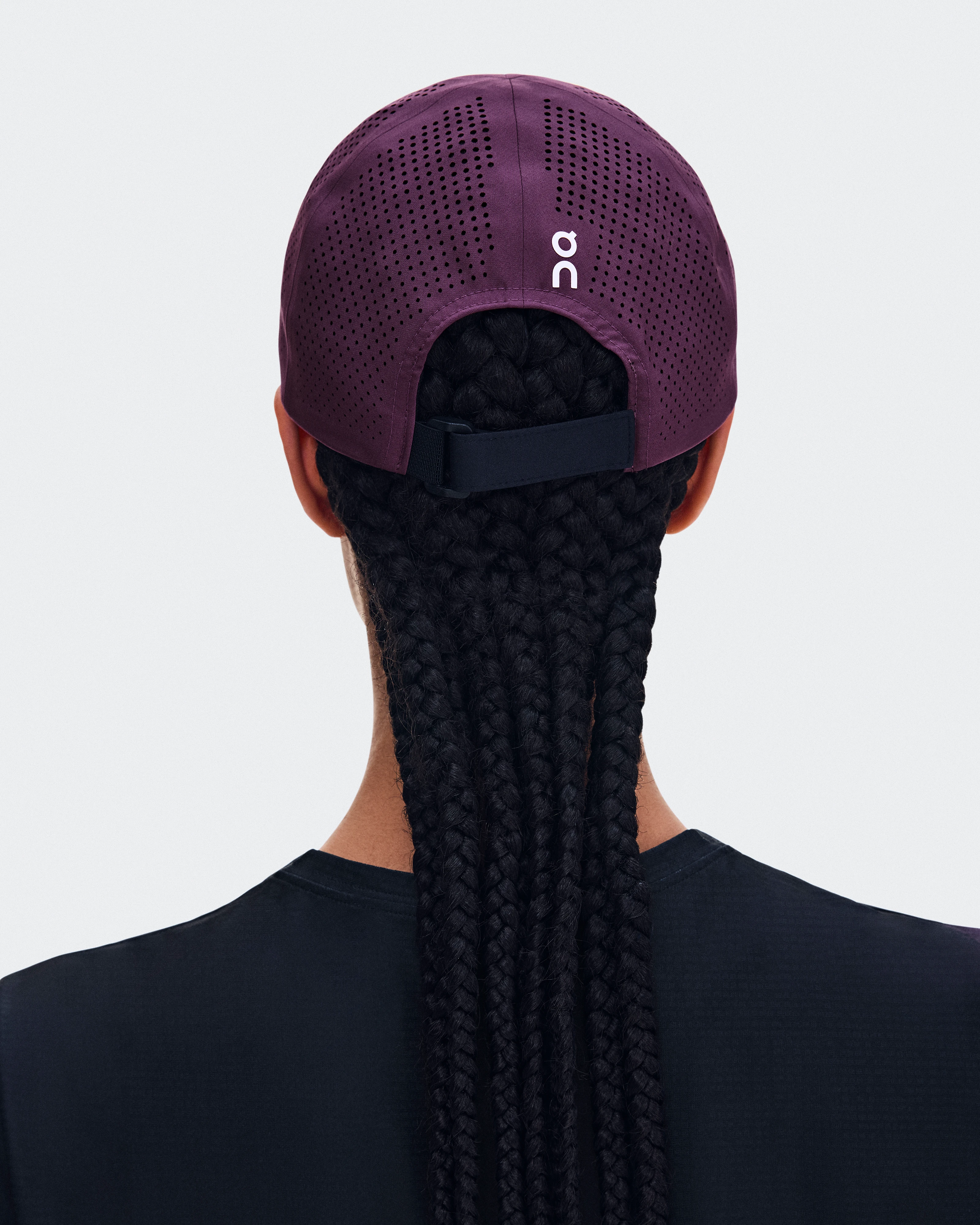 On Court Cap Cassis Unisex Headwear