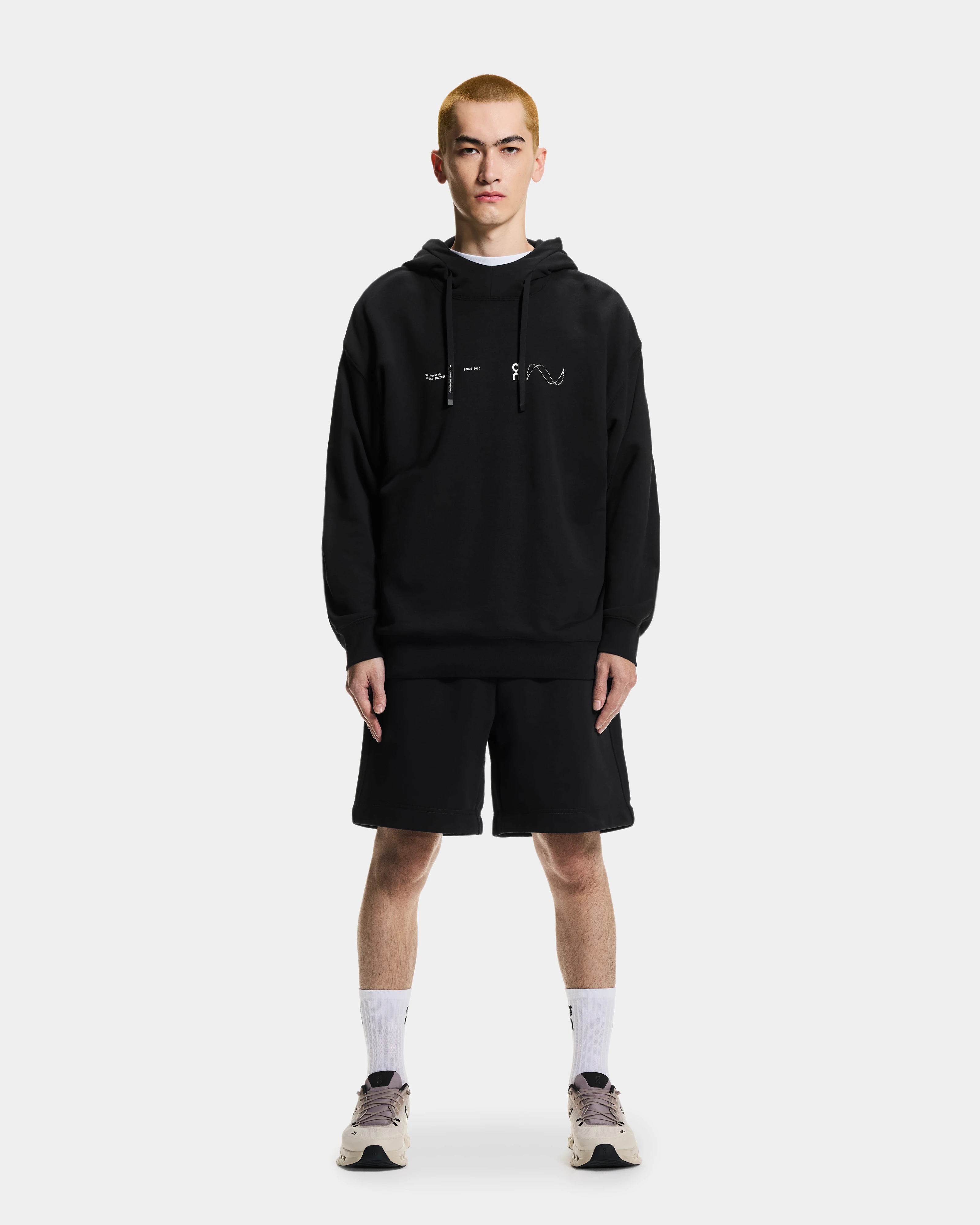 On Club Hoodie Avant Black Men Hoodies and sweatshirts