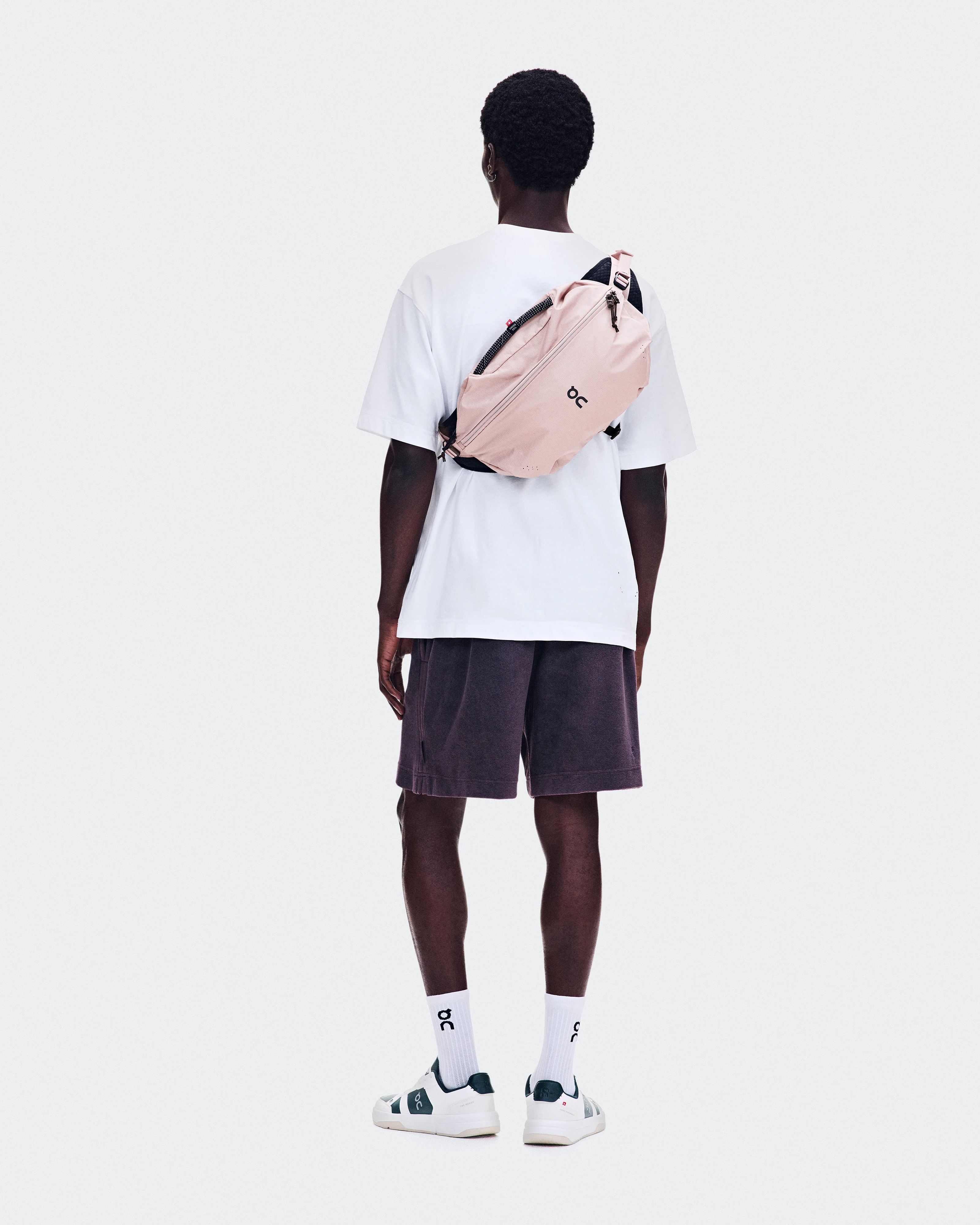 On Sling Pack 9L Biscuit & Black Unisex Bags