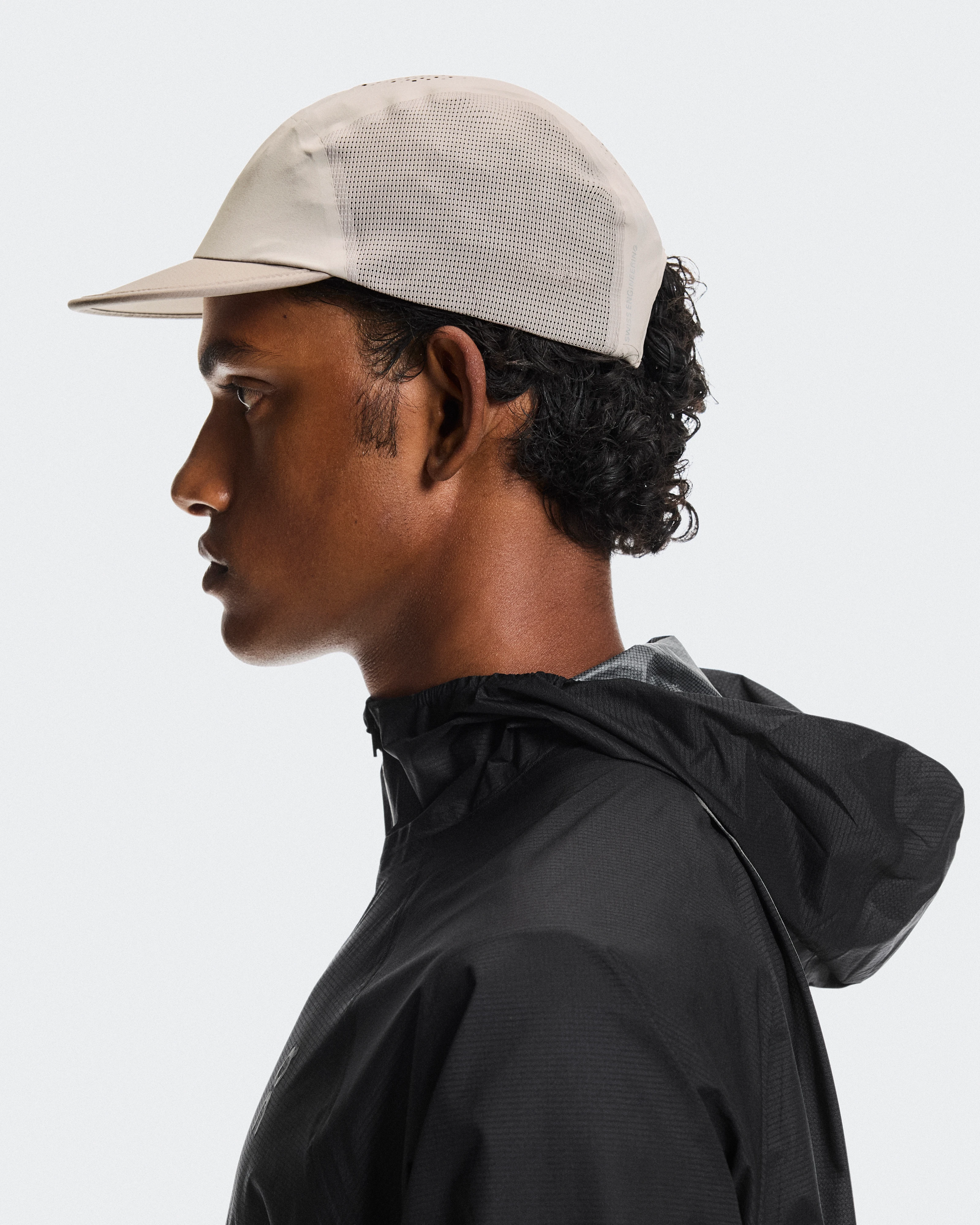 On Ultra Cap Fog Unisex Headwear