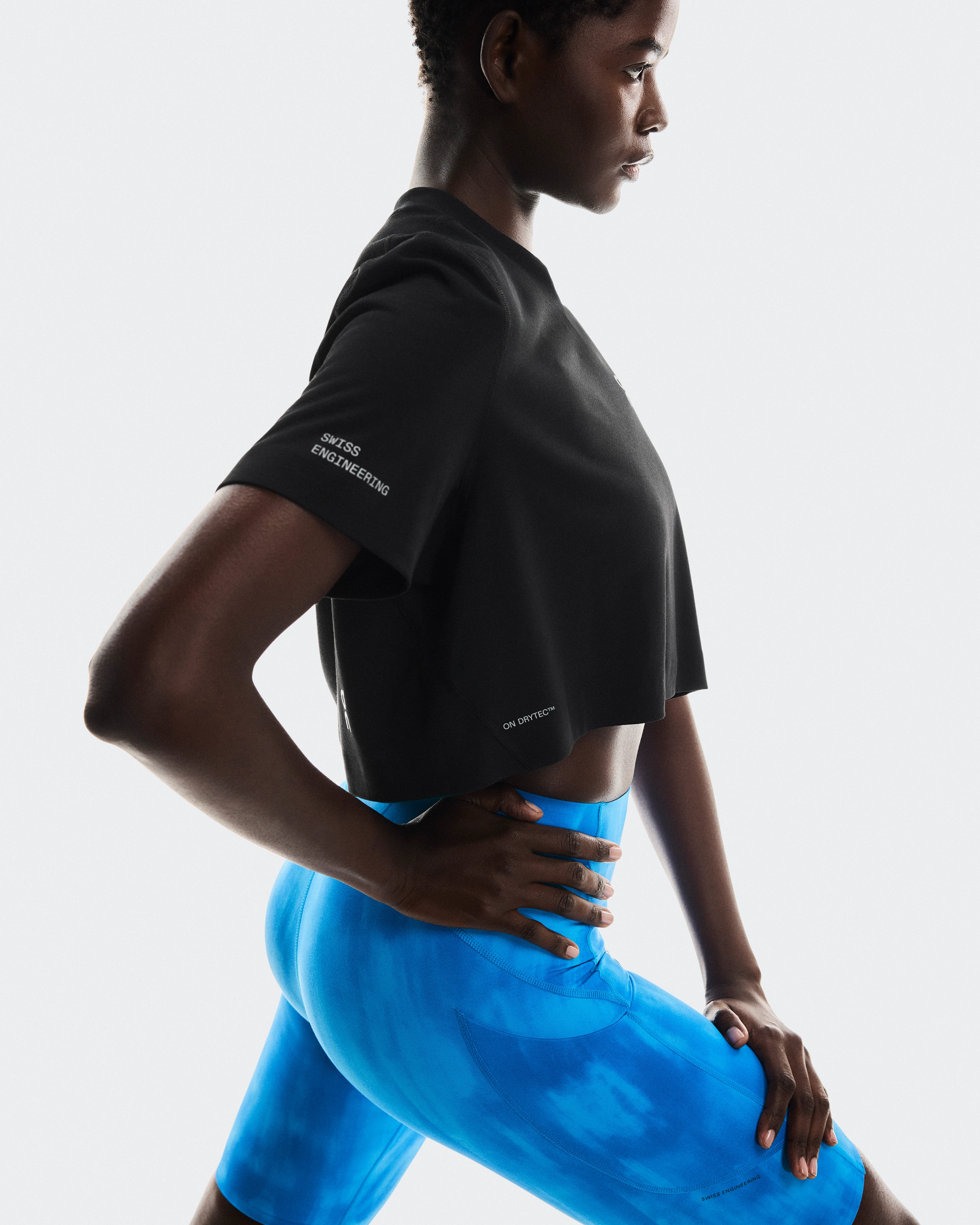 On Train-T Crop Black Women Tops and t-shirts