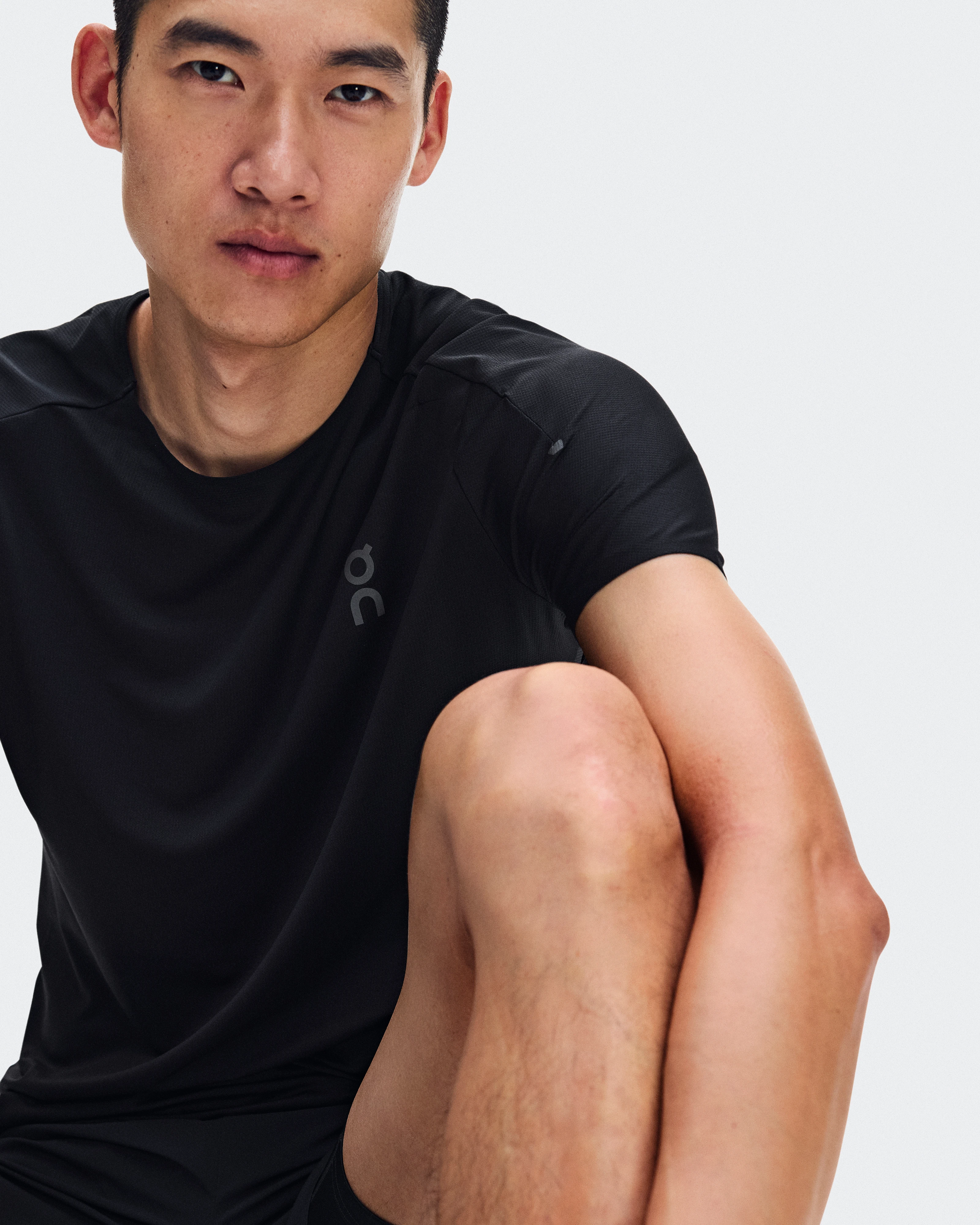 On Performance-T Black & Eclipse Men Tops and t-shirts