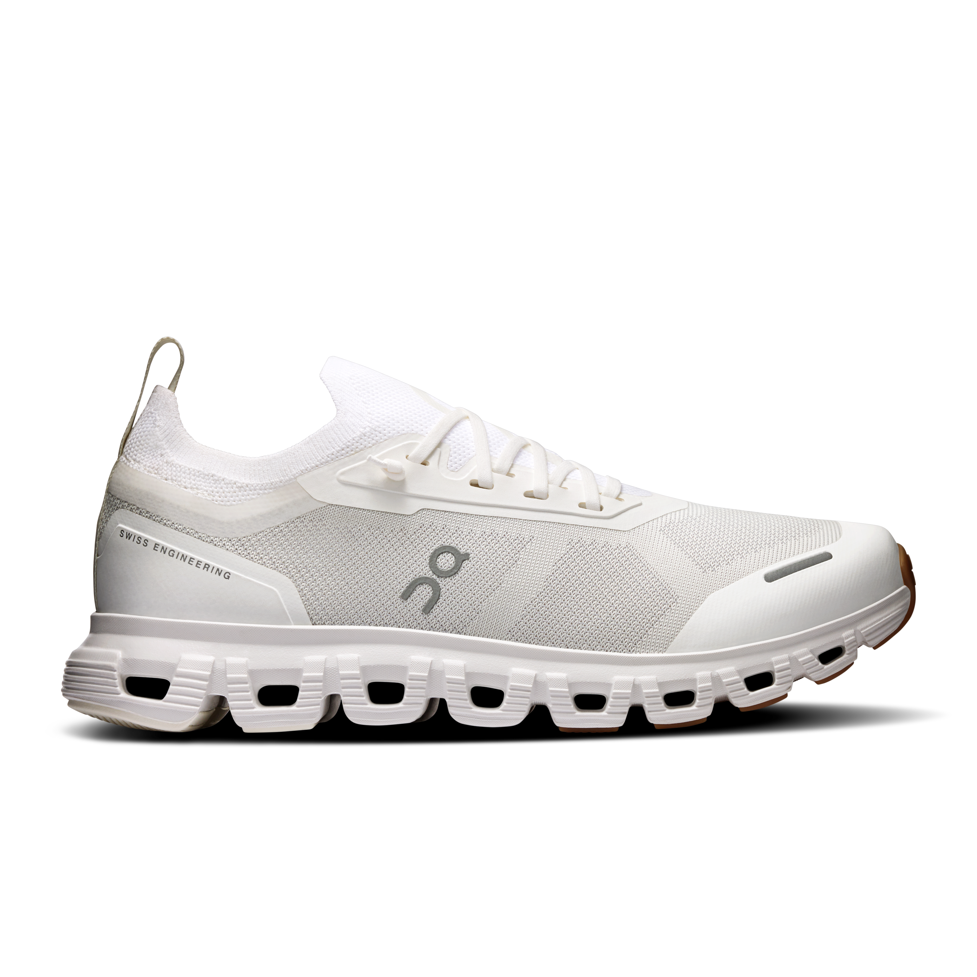 Cloud 6 Versa Lifestyle Shoe in White/White