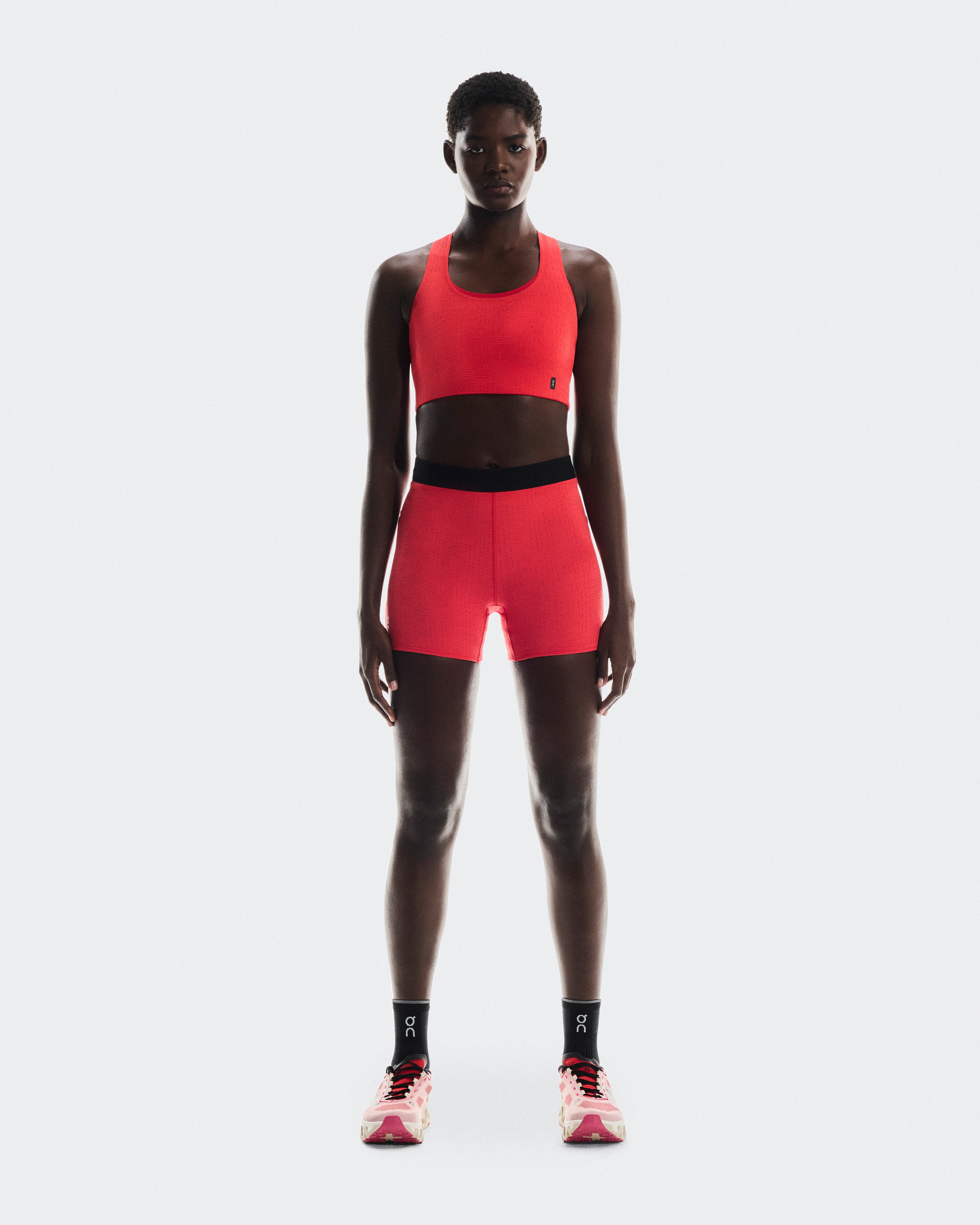 On Pace Tights Short Red Women Tights