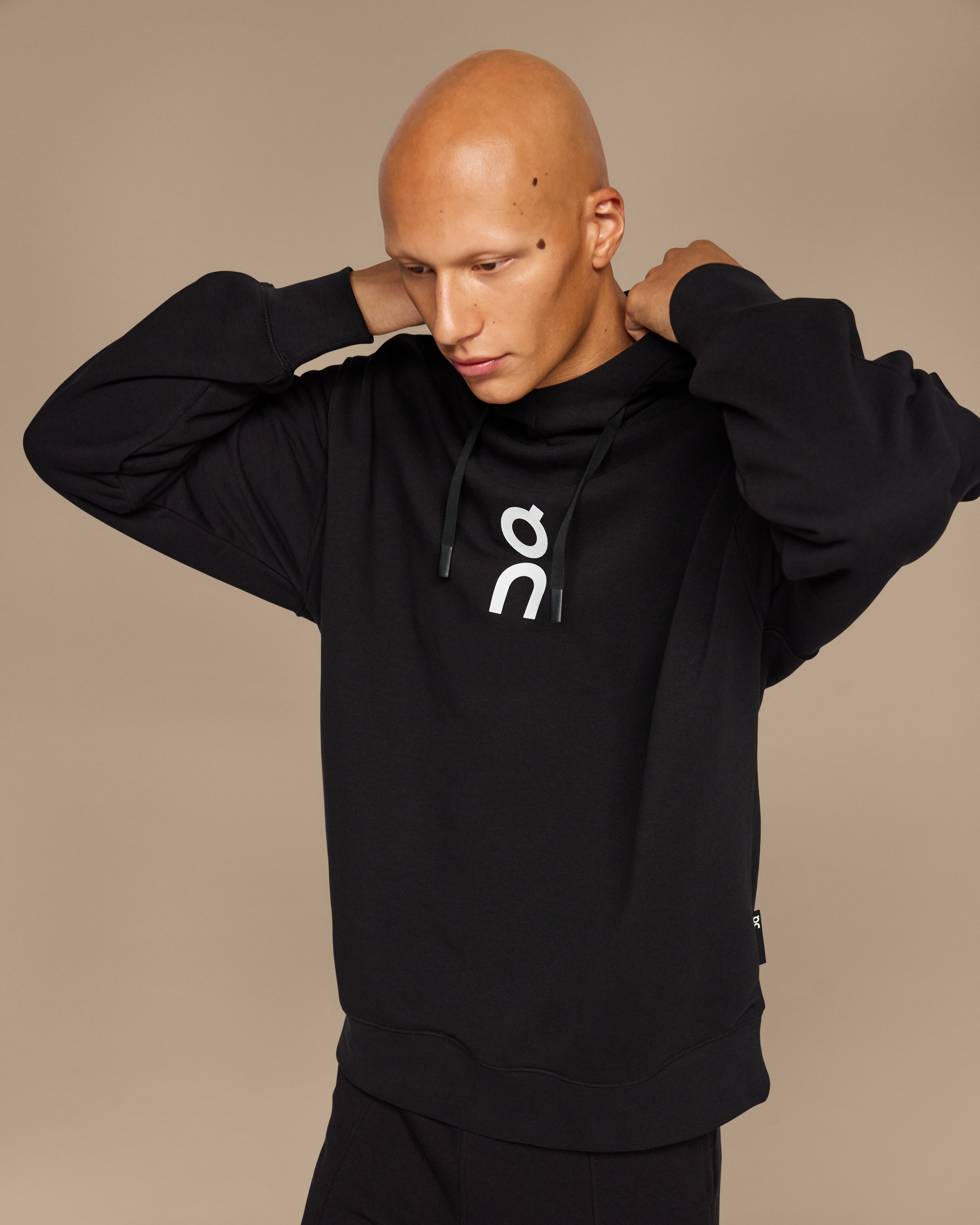 On Club Hoodie Black Men Hoodies and sweatshirts