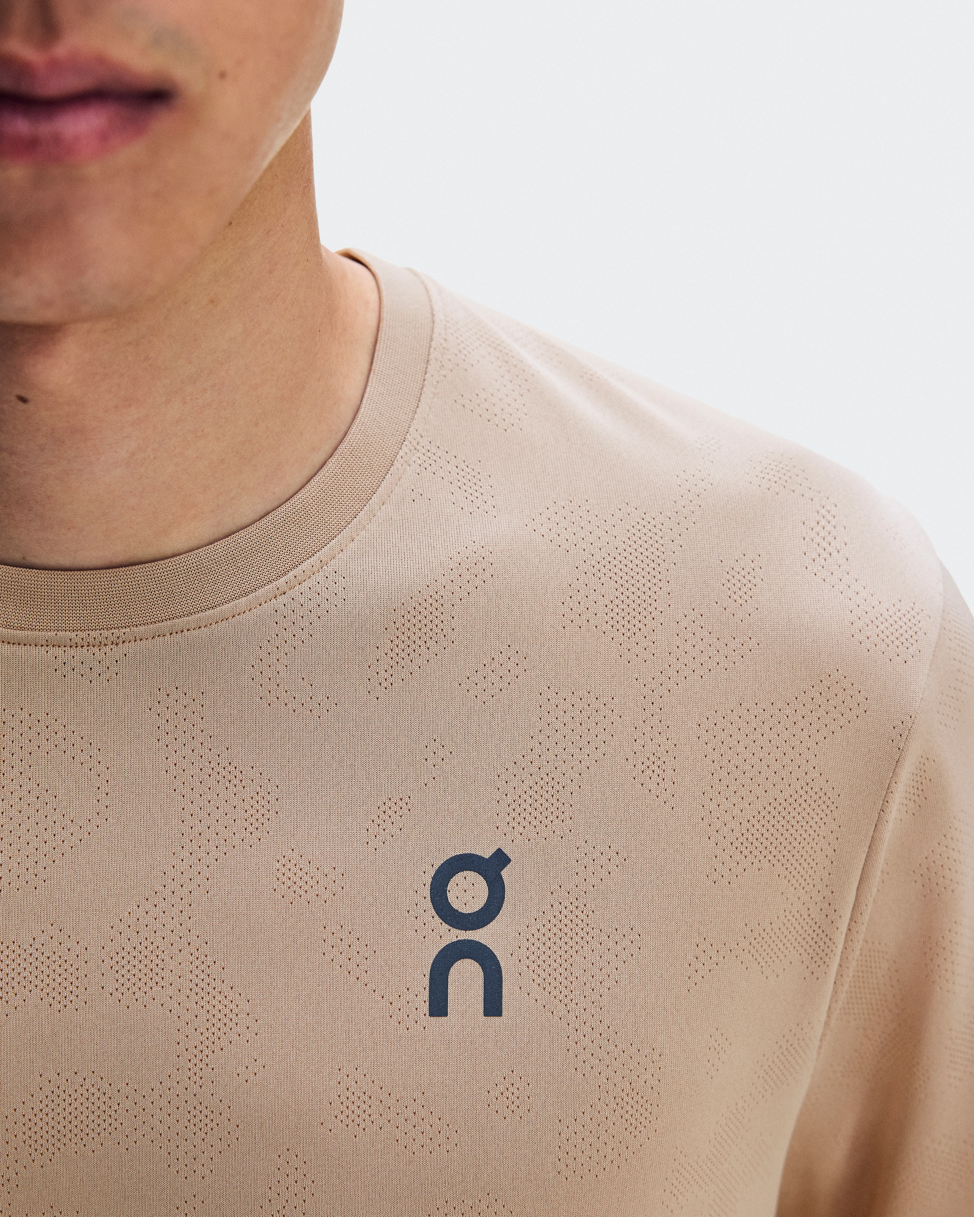 On Core-T Grid Desert Men Tops and t-shirts