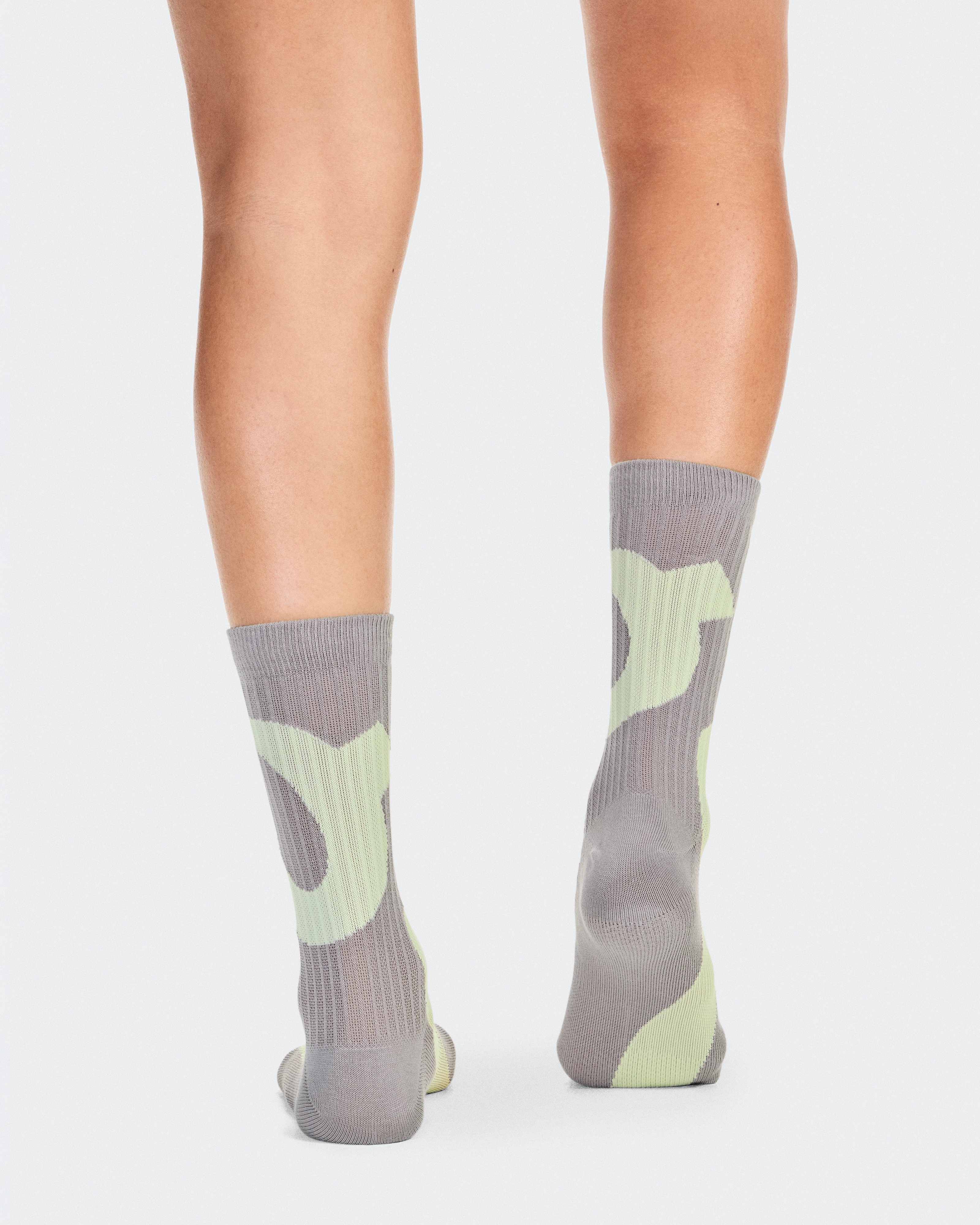 On Liquid Logo Sock High 2P Zinc & Linen Unisex Socks