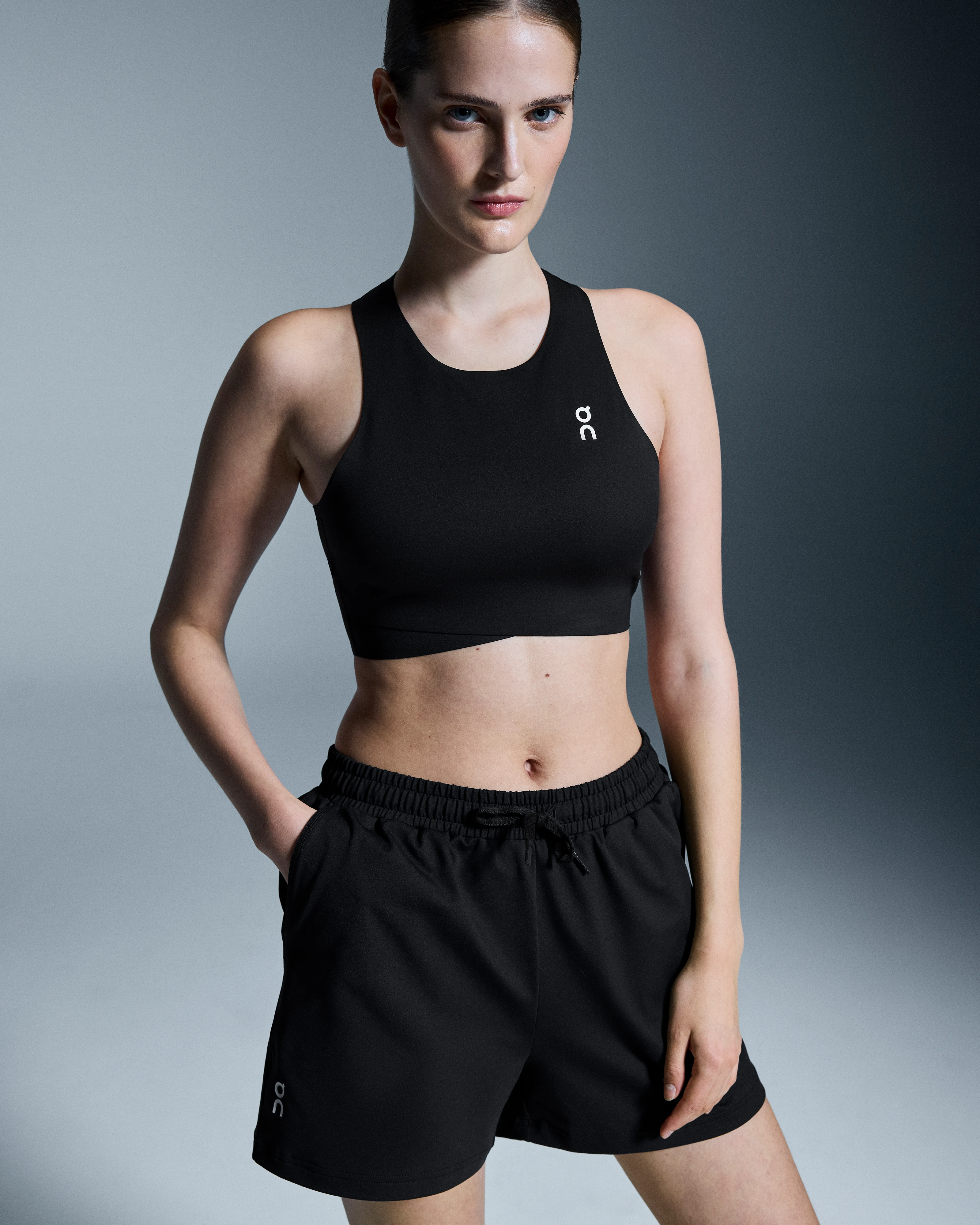 On Courtside Shorts Black Women Shorts