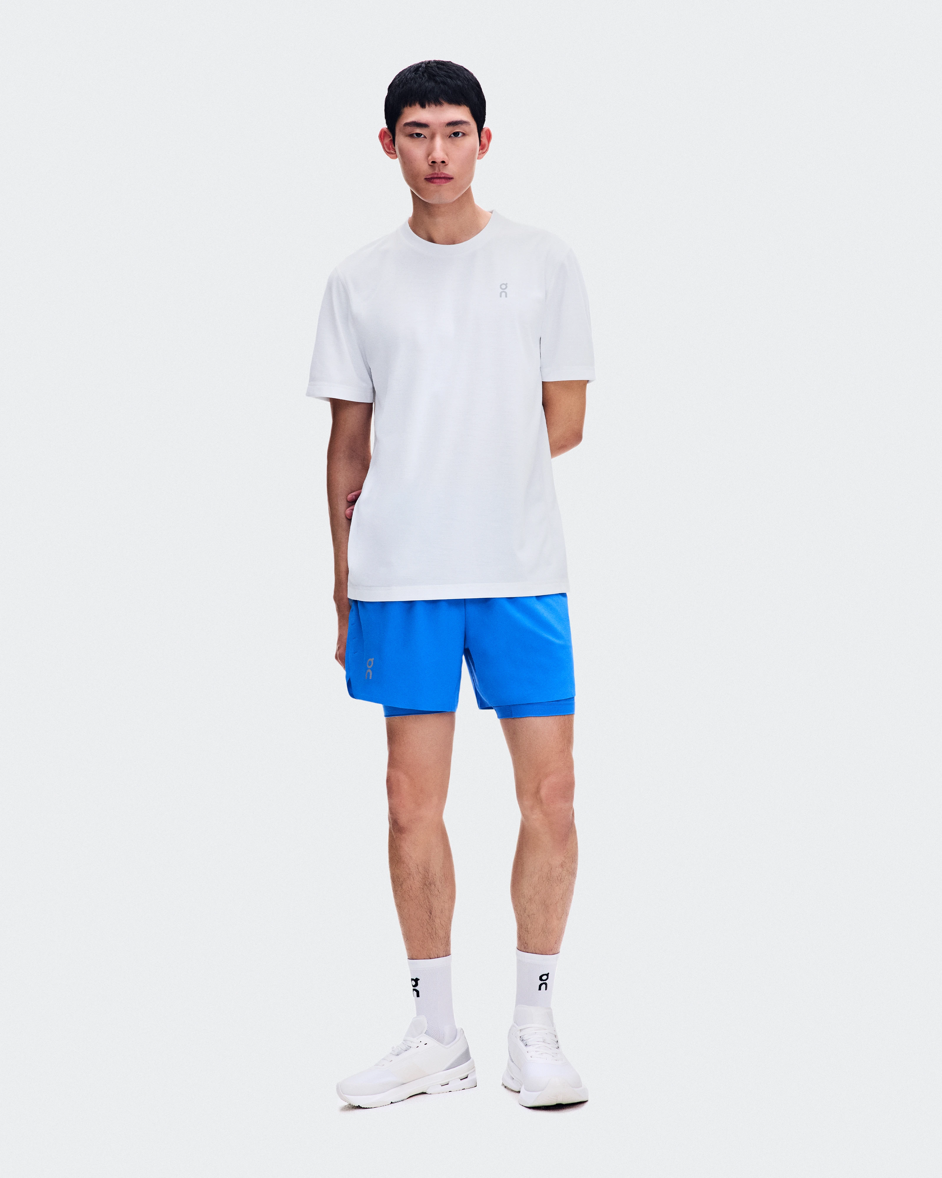 On Train-T White Men Tops and t-shirts