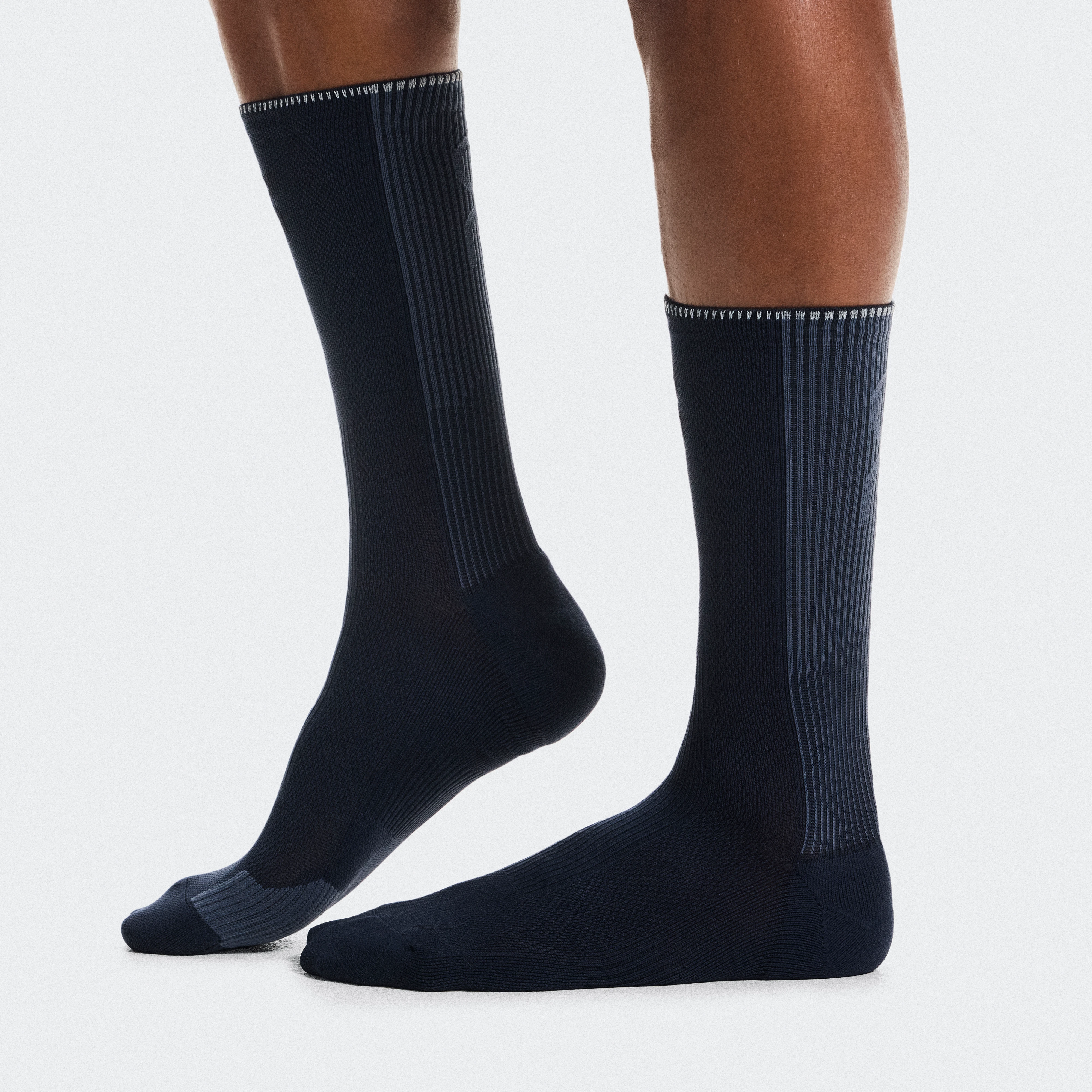 On Performance Run Sock High Navy & Navy Unisex – Performance running, breathable, cushioning Socks