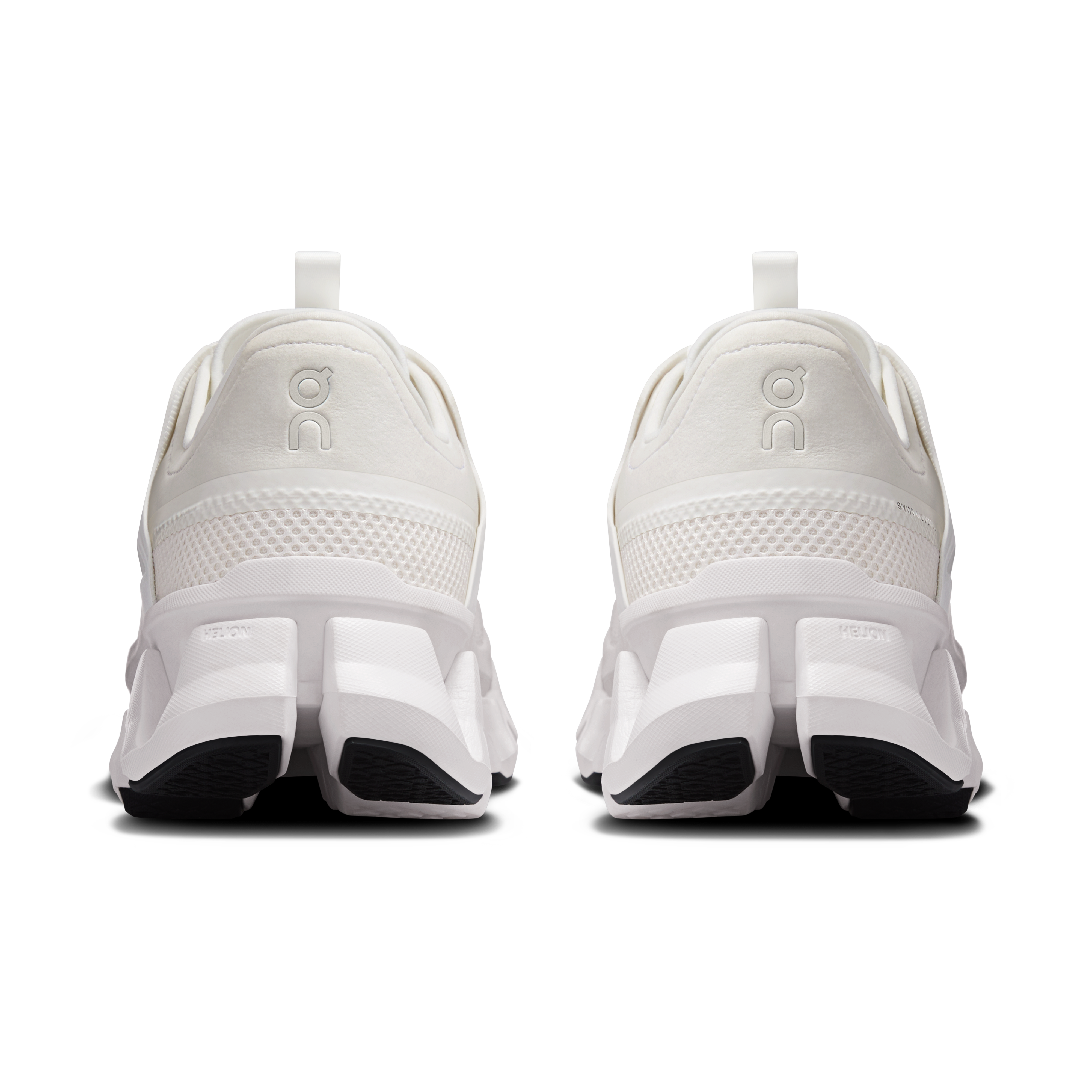 On Cloudswift Amp White & White Men Active life Shoes