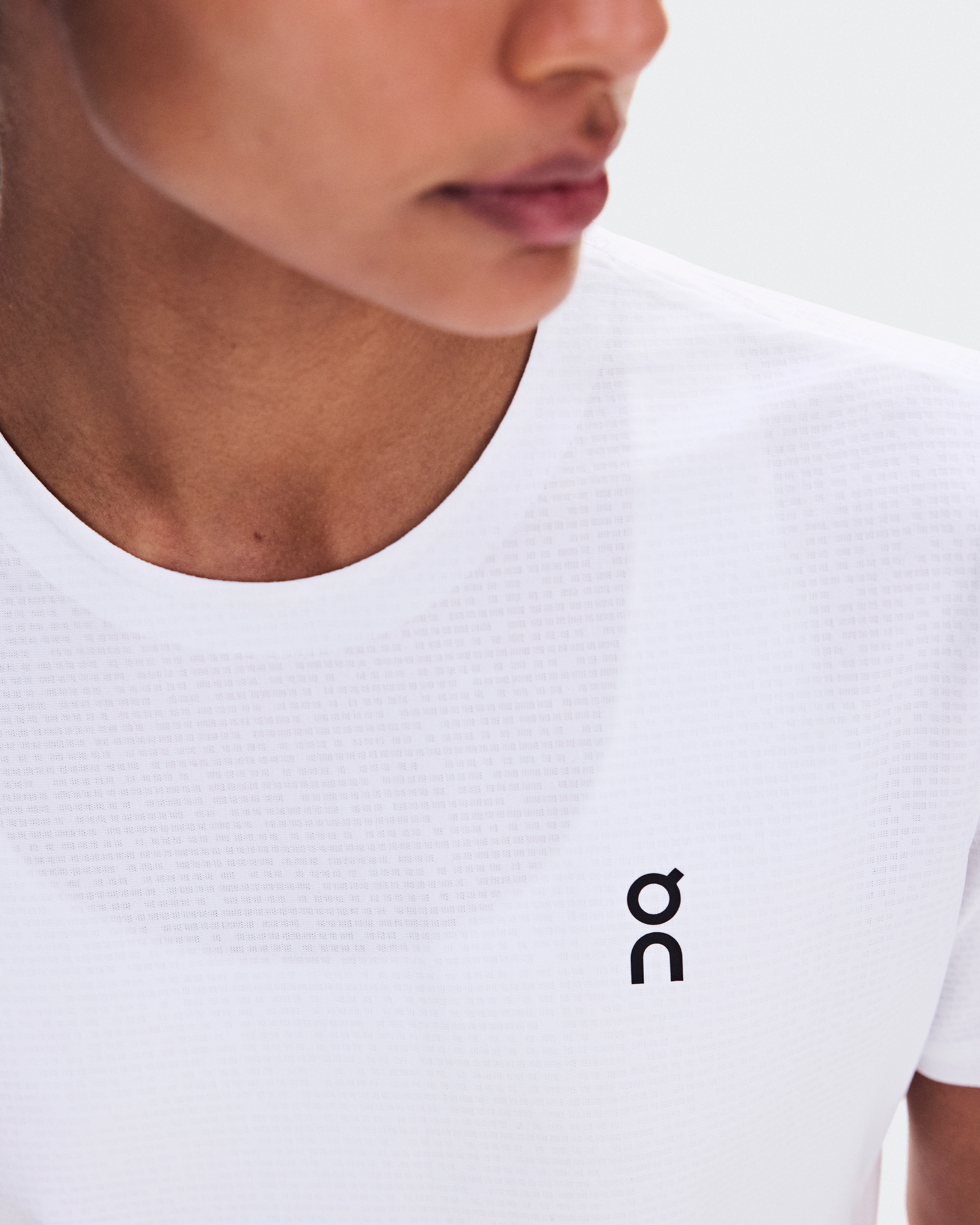 On Court-T Swing White & Cassis Women Tops and t-shirts