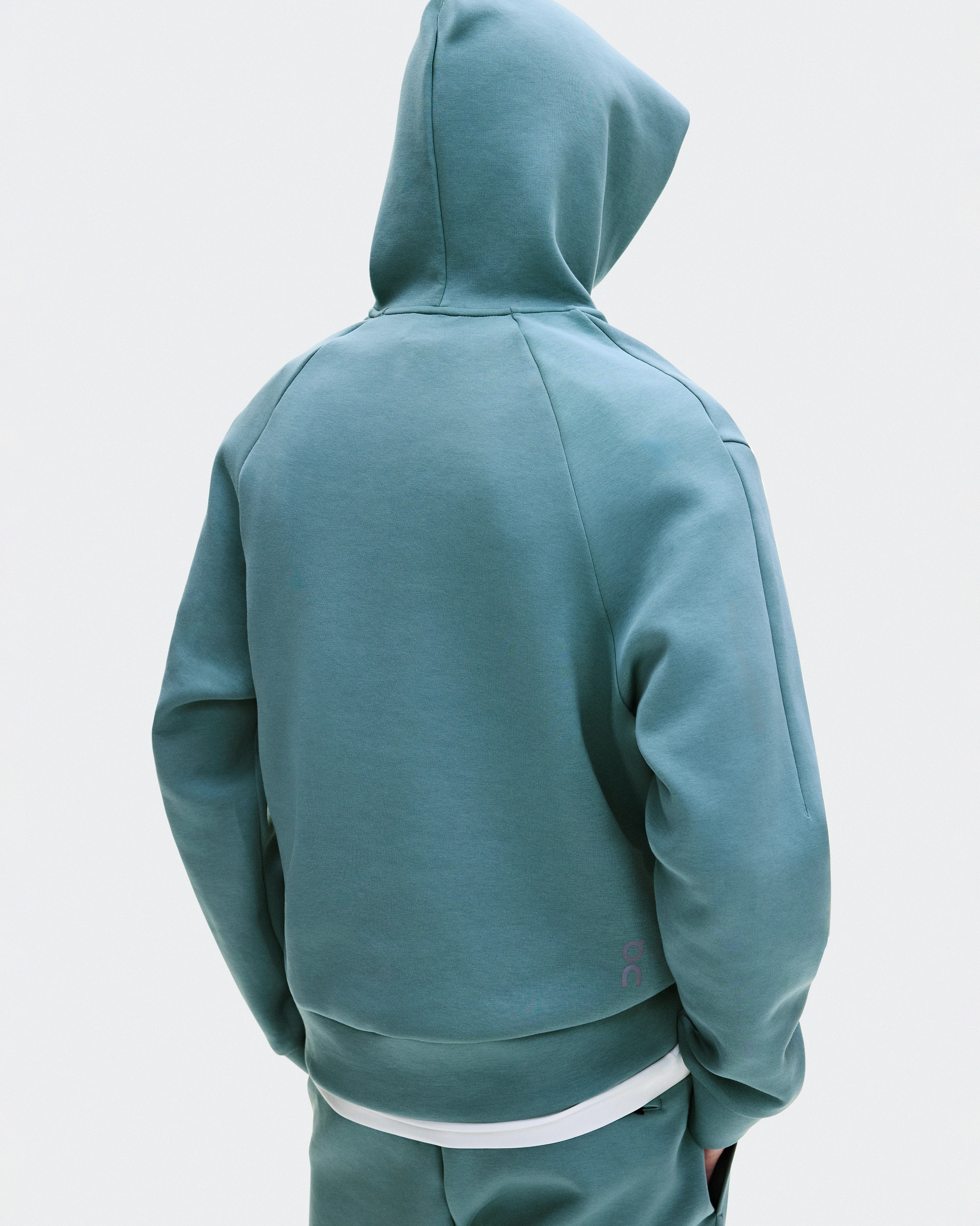 On Focus Tech Hoodie Agave Men Hoodies and sweatshirts