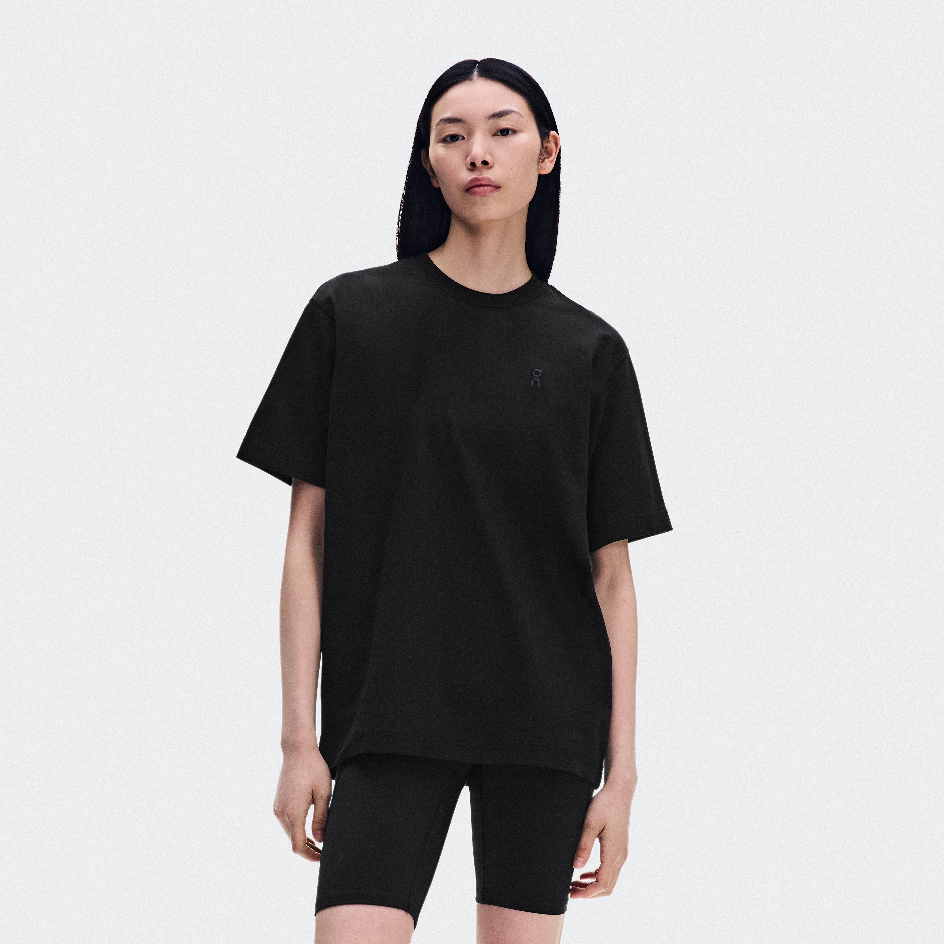 On Club Collective-T Runner Black Women – Elevated everyday wear Tops and t-shirts