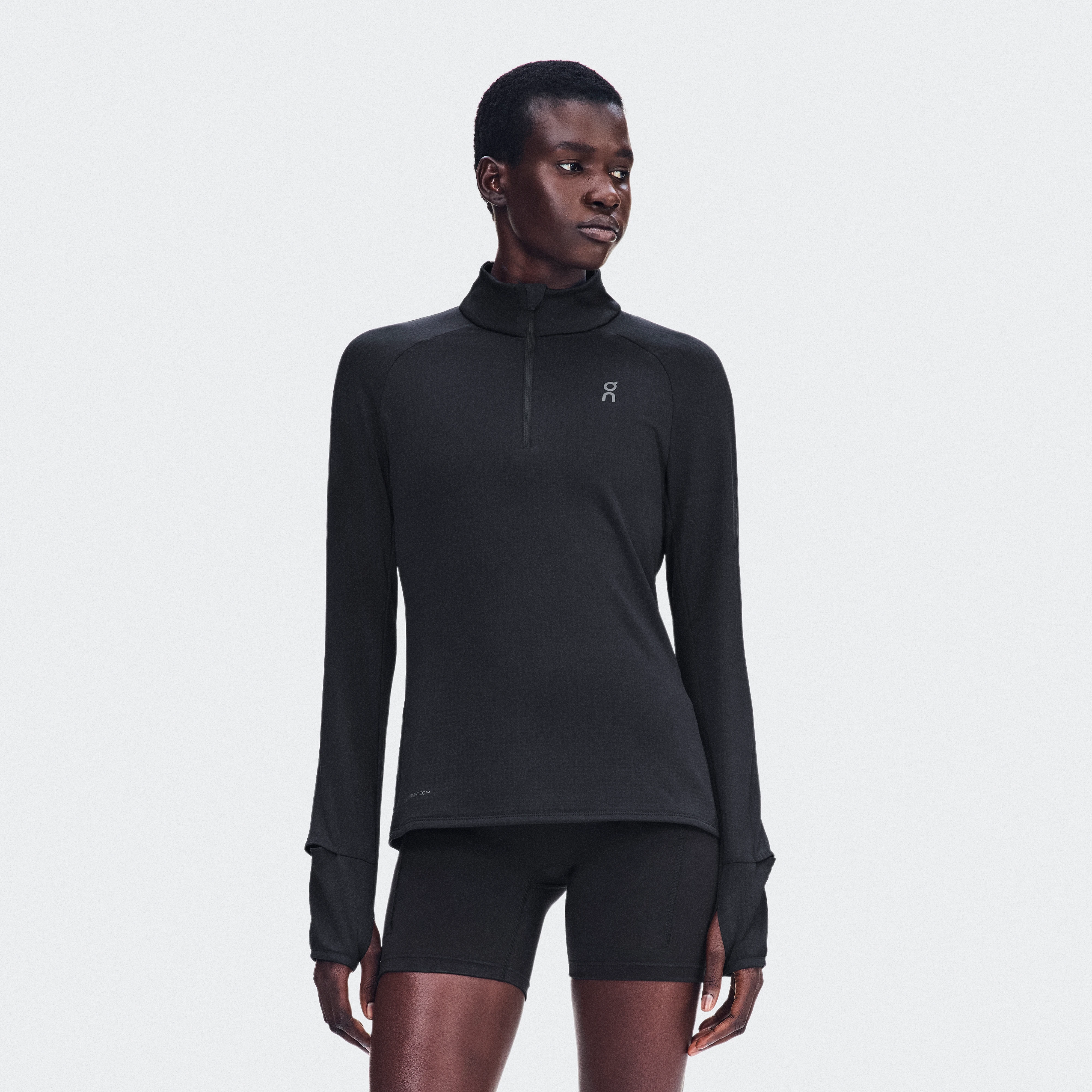 On Climate Shirt Black Women – Cool weather running Hoodies and sweatshirts