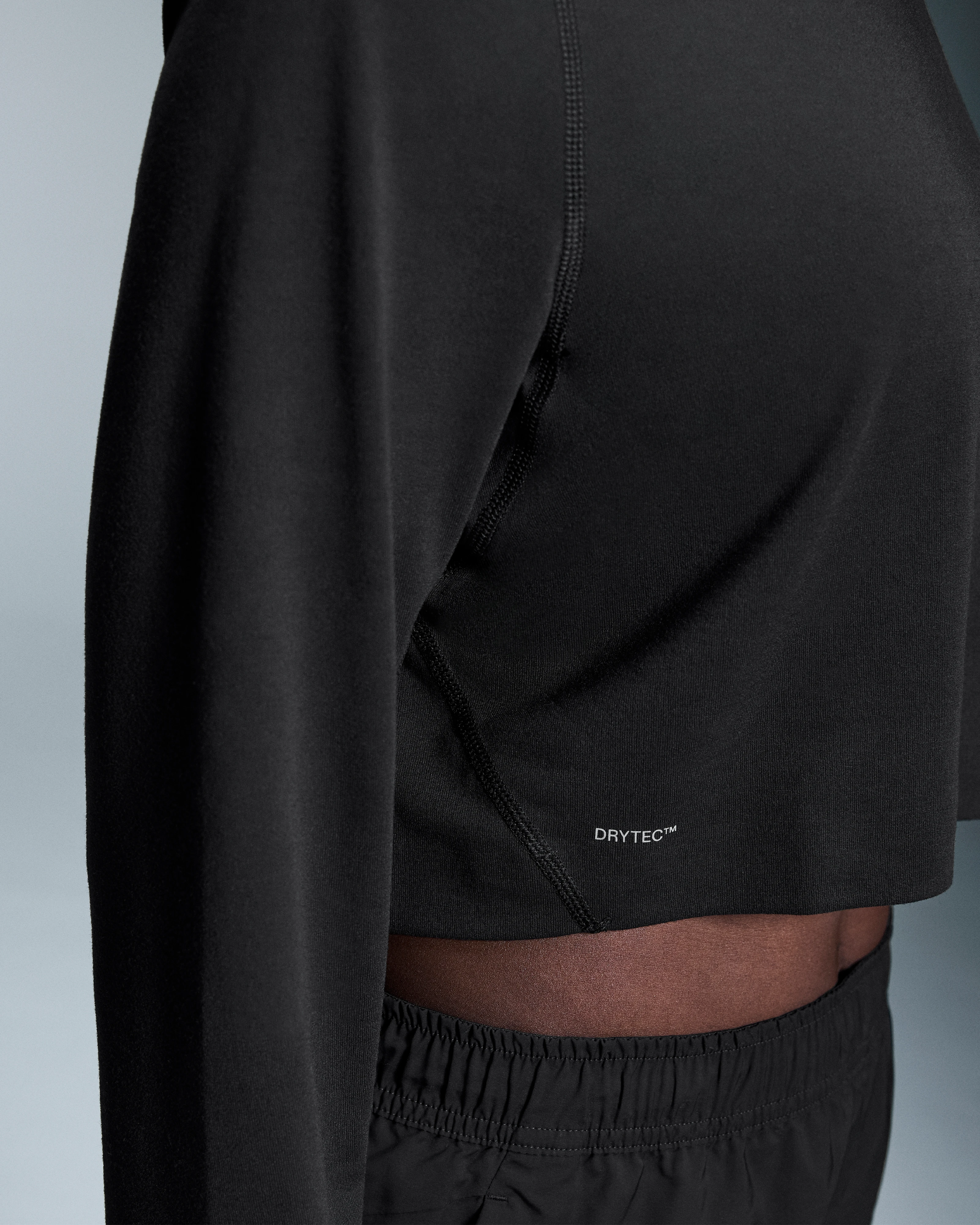 On Train Long-T Crop Black Women Tops and t-shirts