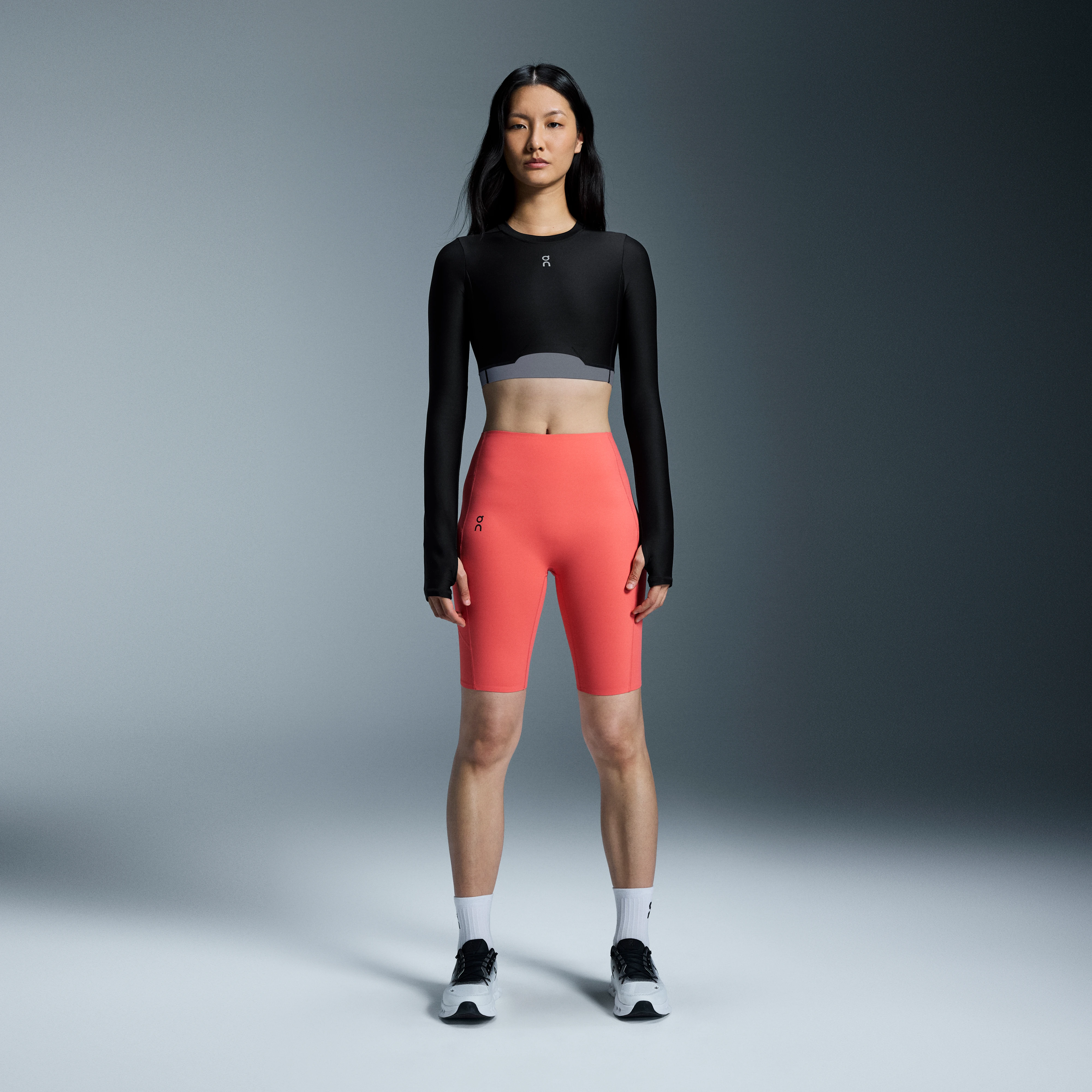 On Studio Tights Short Coral Women – Low-intensity, buttery soft, form-fitting Tights Shorts