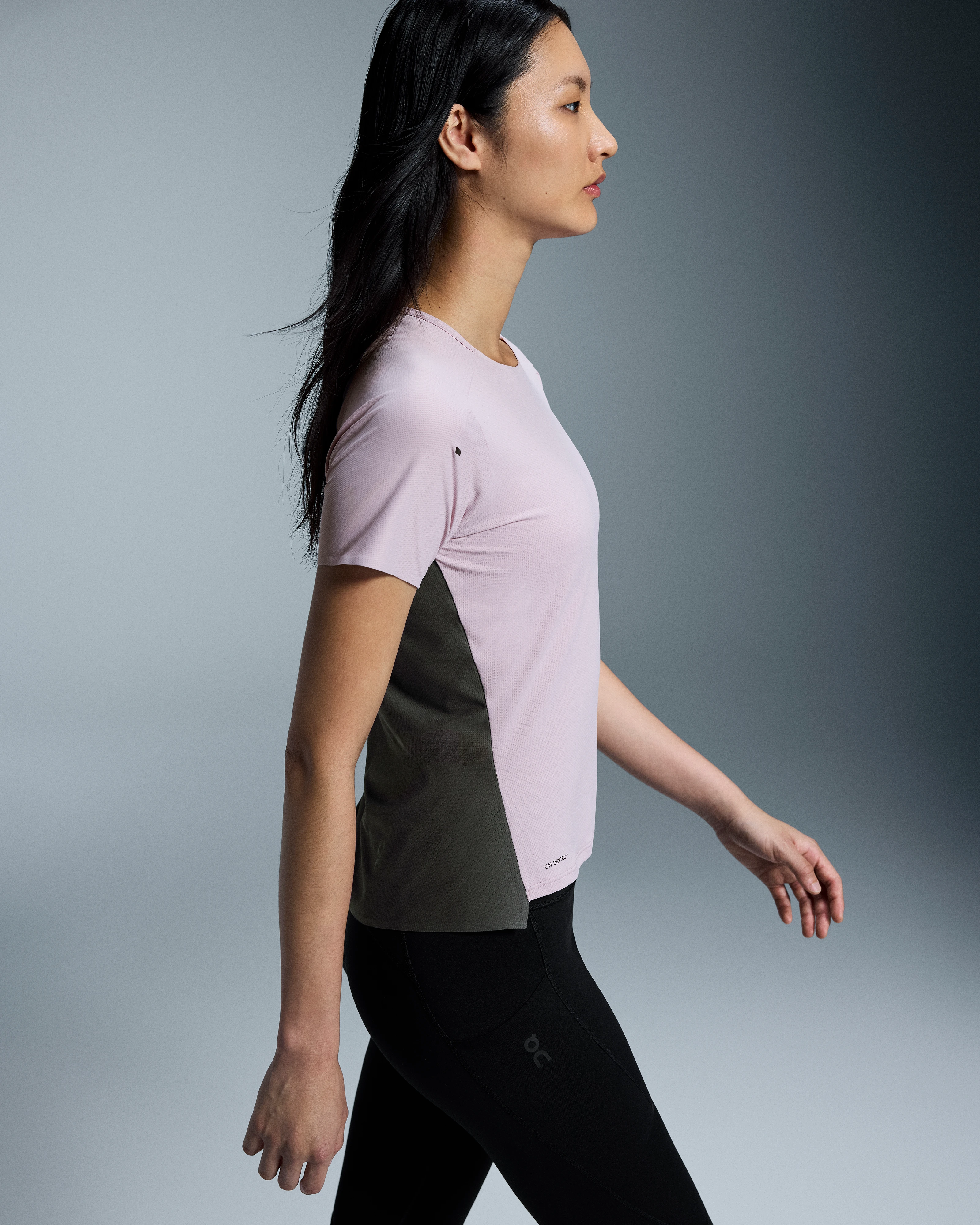 On Performance-T Mauve & Eclipse Women Tops and t-shirts