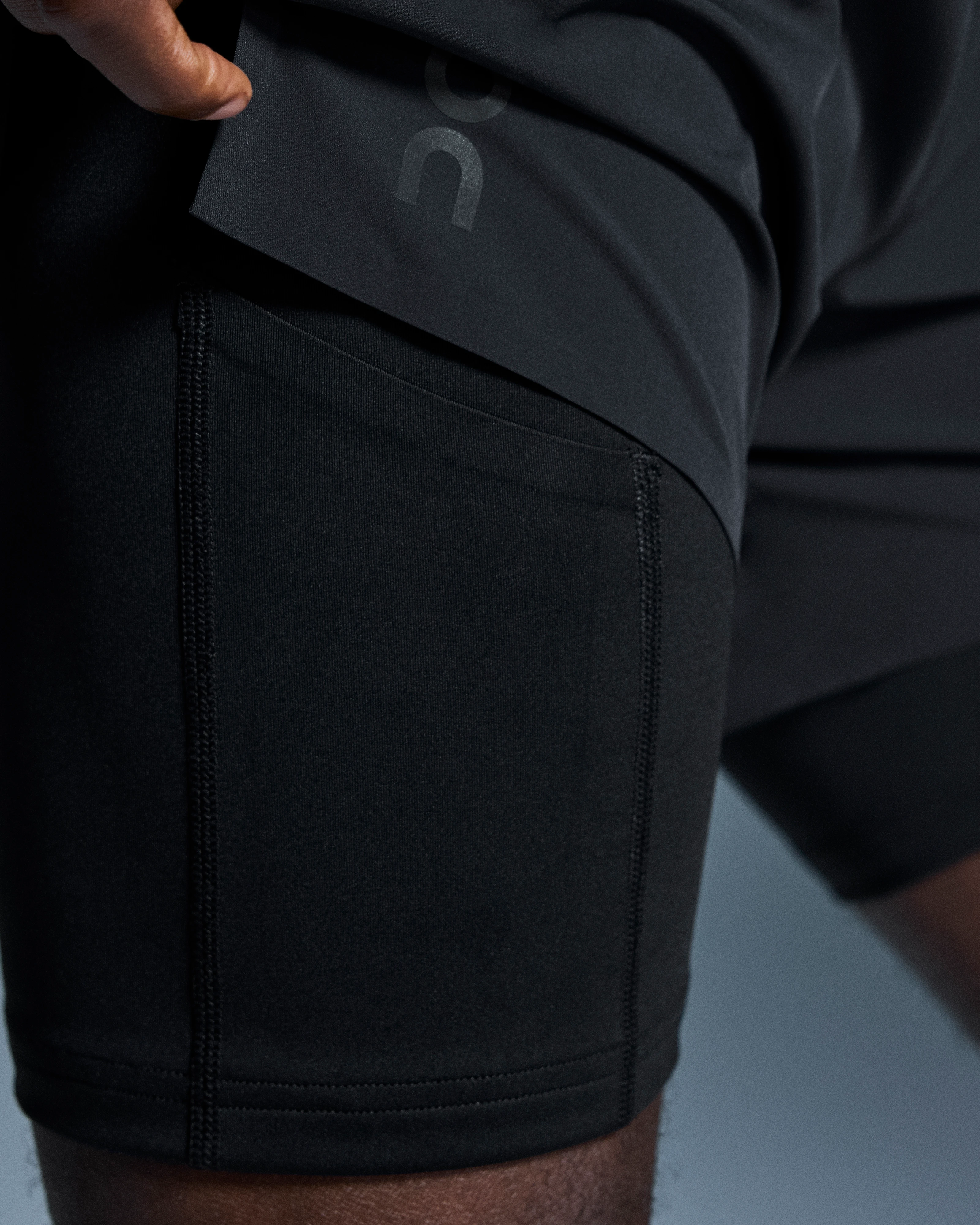 On 5" Performance 2/1 Shorts Black Men Shorts