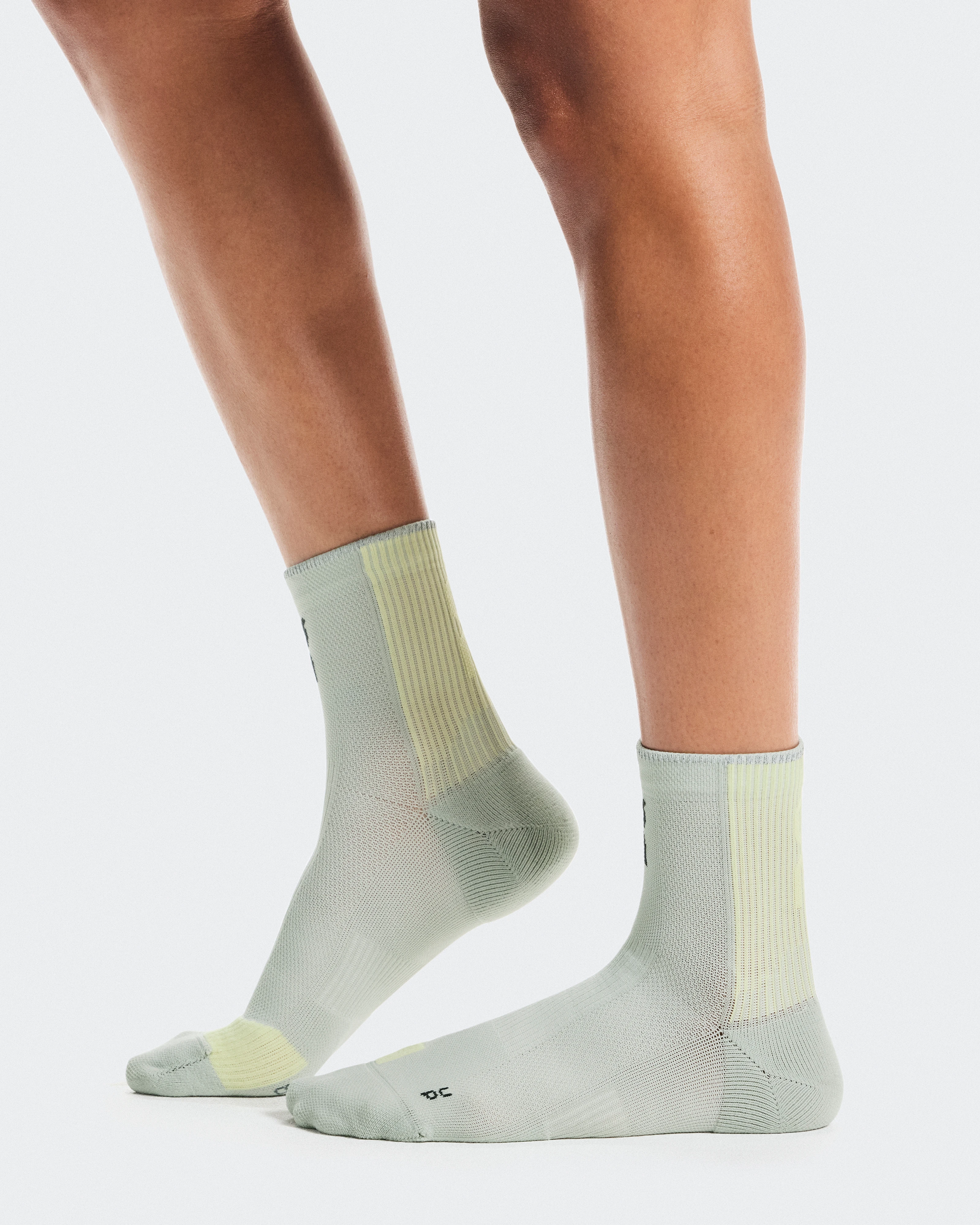 On Performance Run Sock Mid Tin & Lemonade Unisex Socks